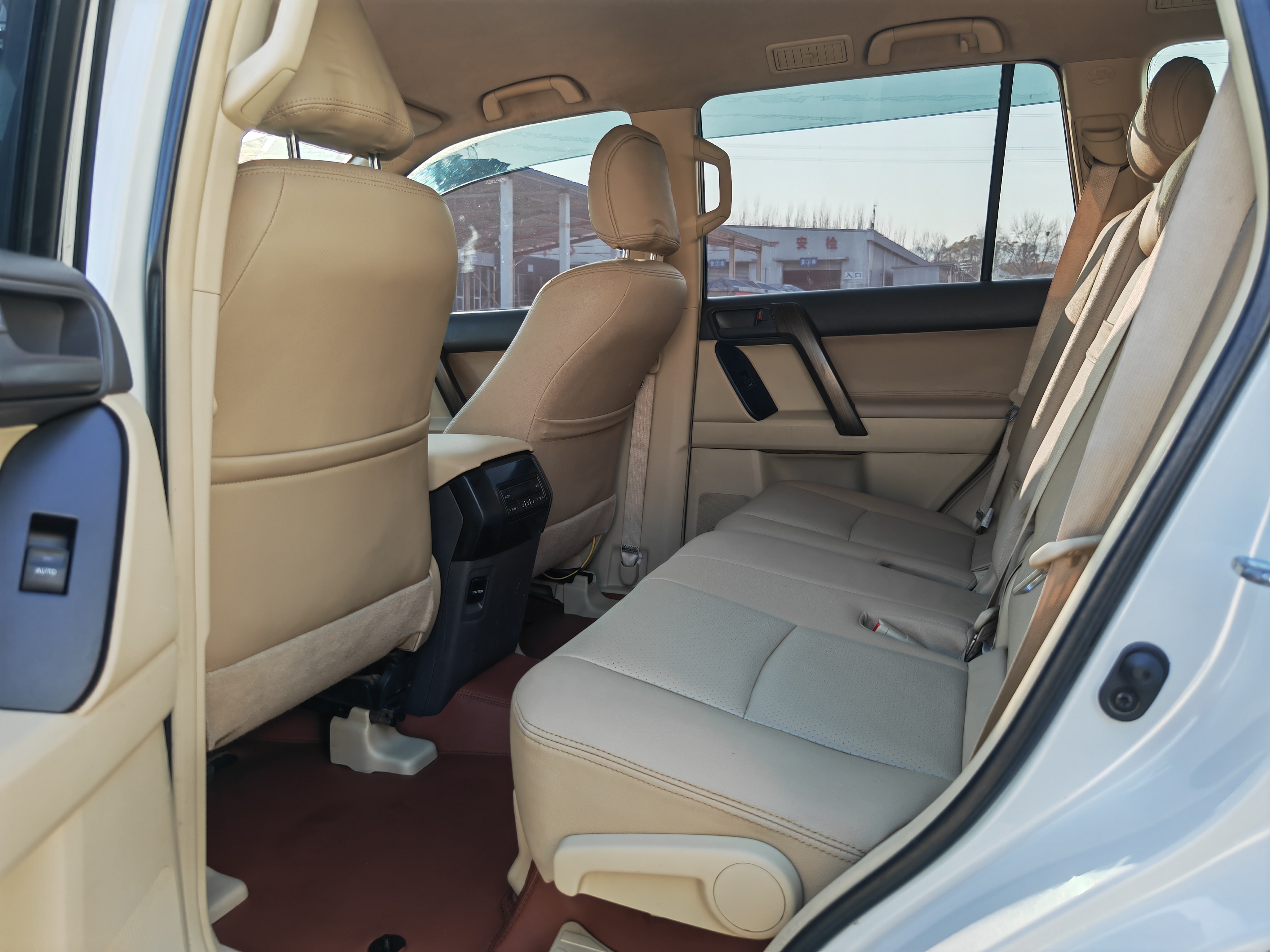 Toyota Prado (Imported) 2014 car image #8