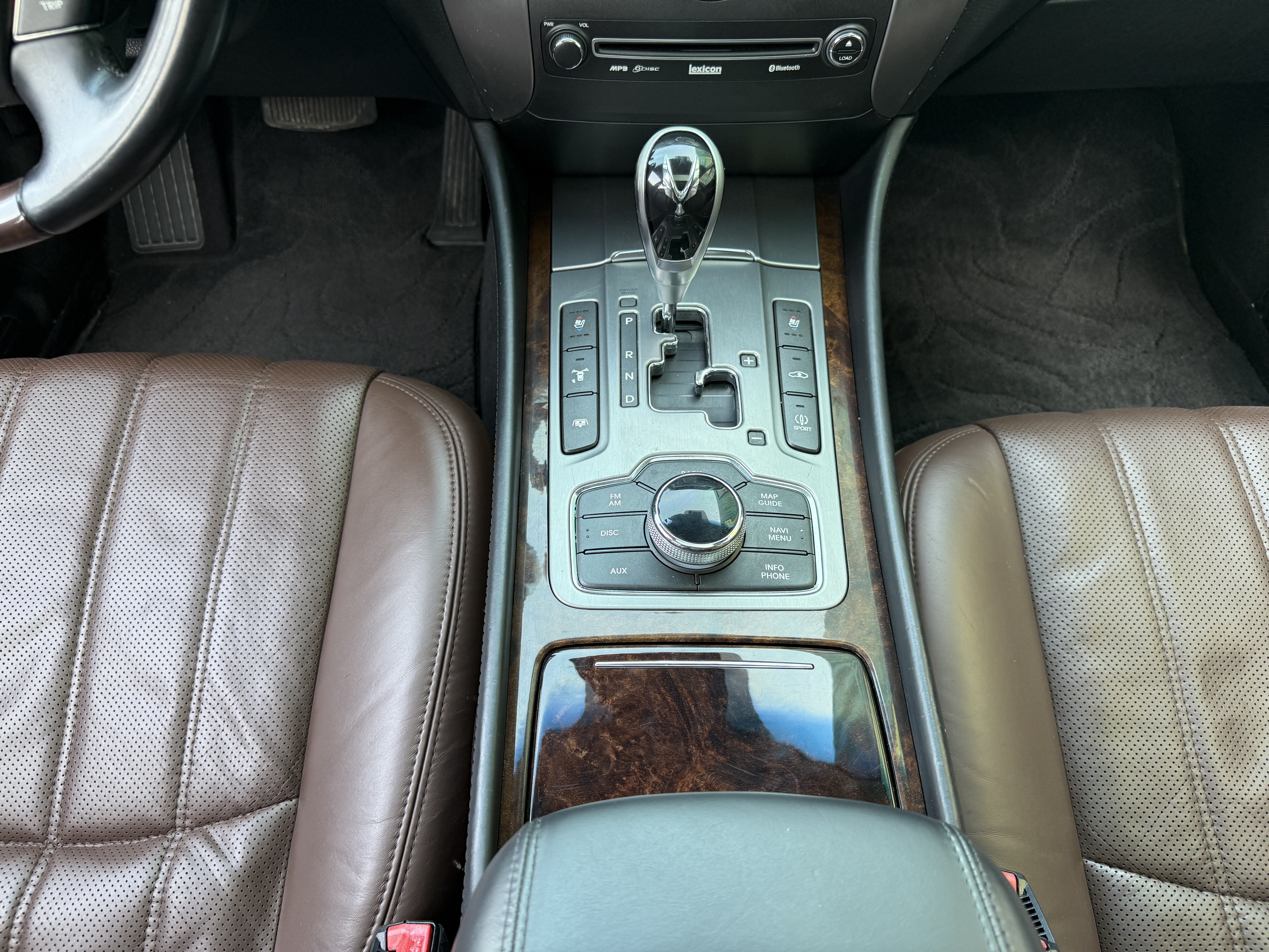 Hyundai Equus 2012 immagine di auto #8