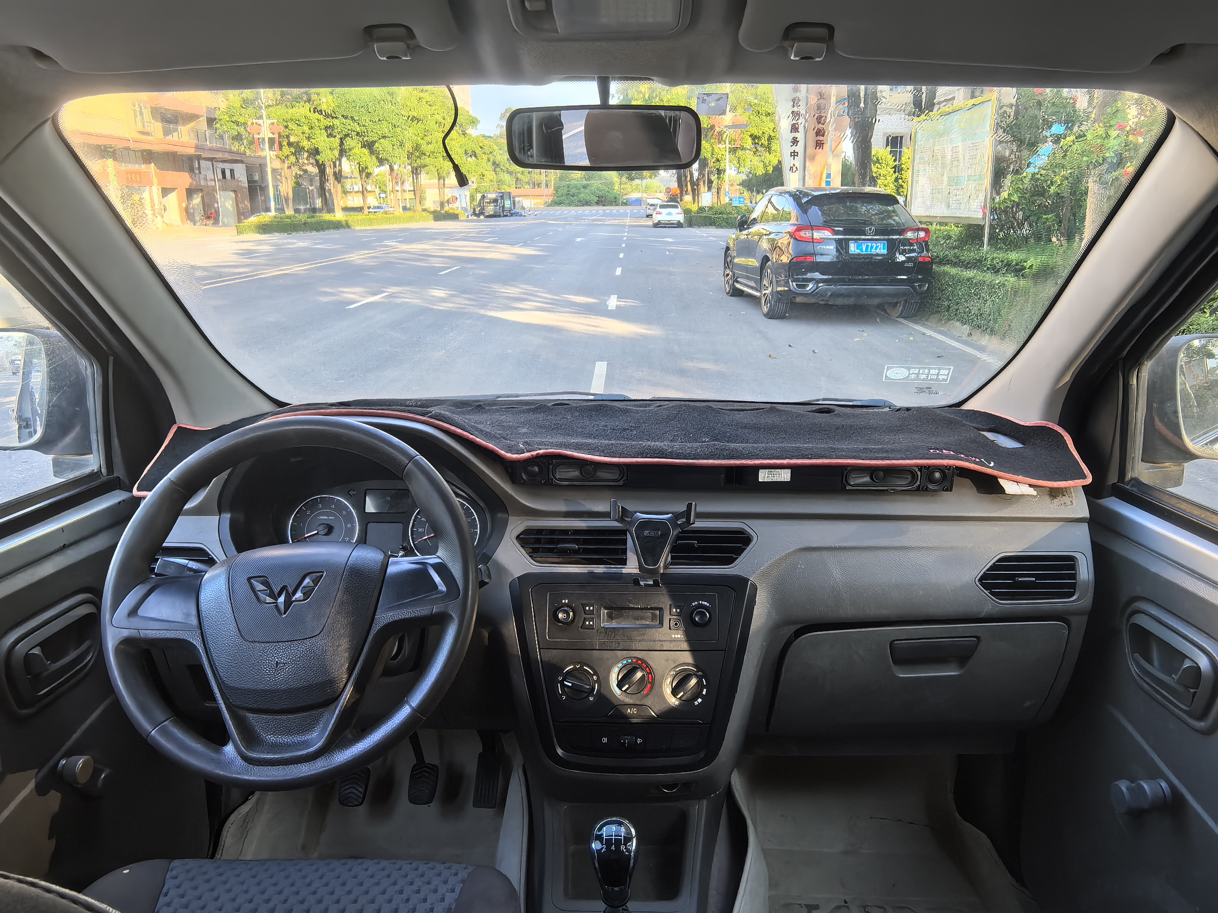 Wuling Zhiguang V 2017 #8 Wuling Zhiguang V 2017 car image #8