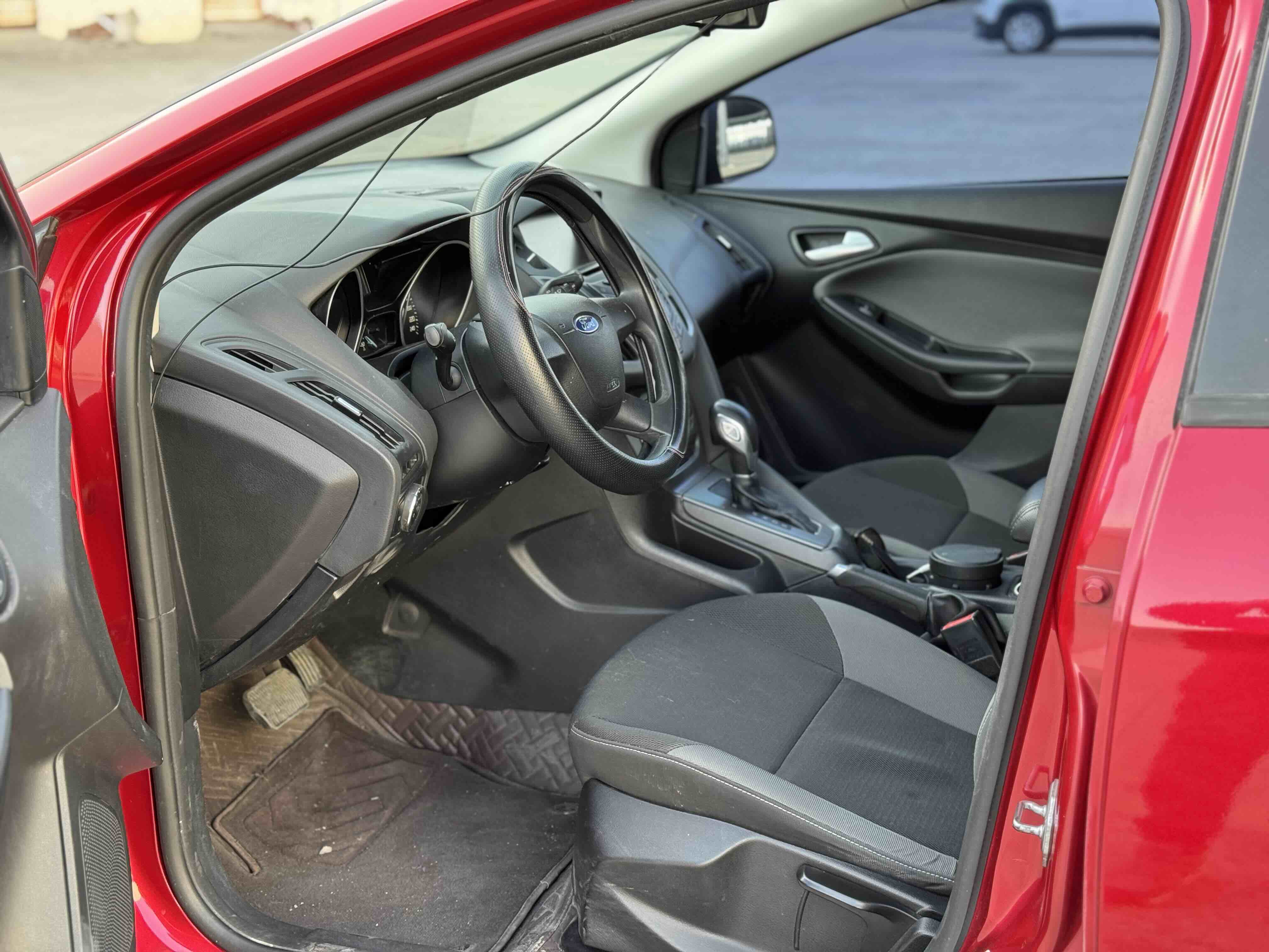Ford Focus 2015 car image #8