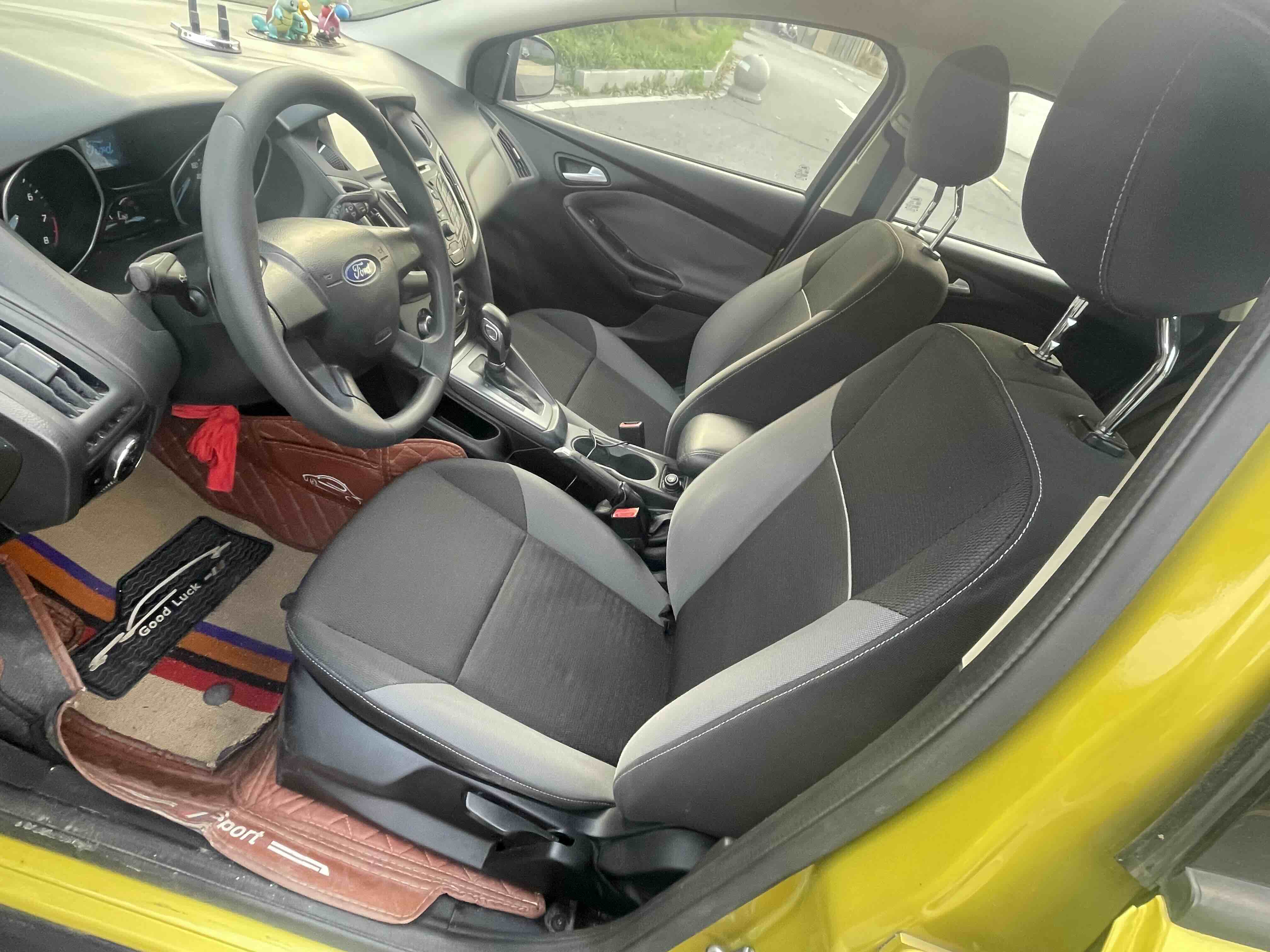 Ford Focus 2014 immagine di auto #8