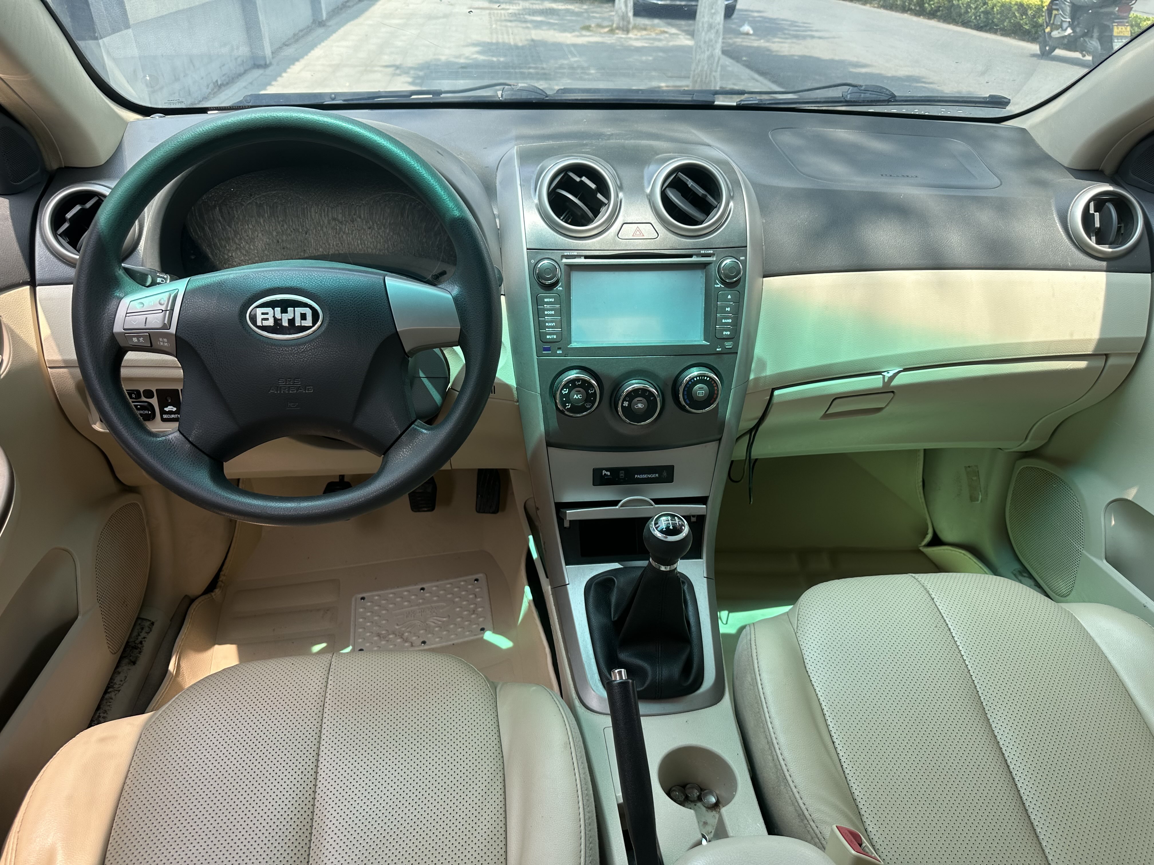 BYD G3 2015 car image #8
