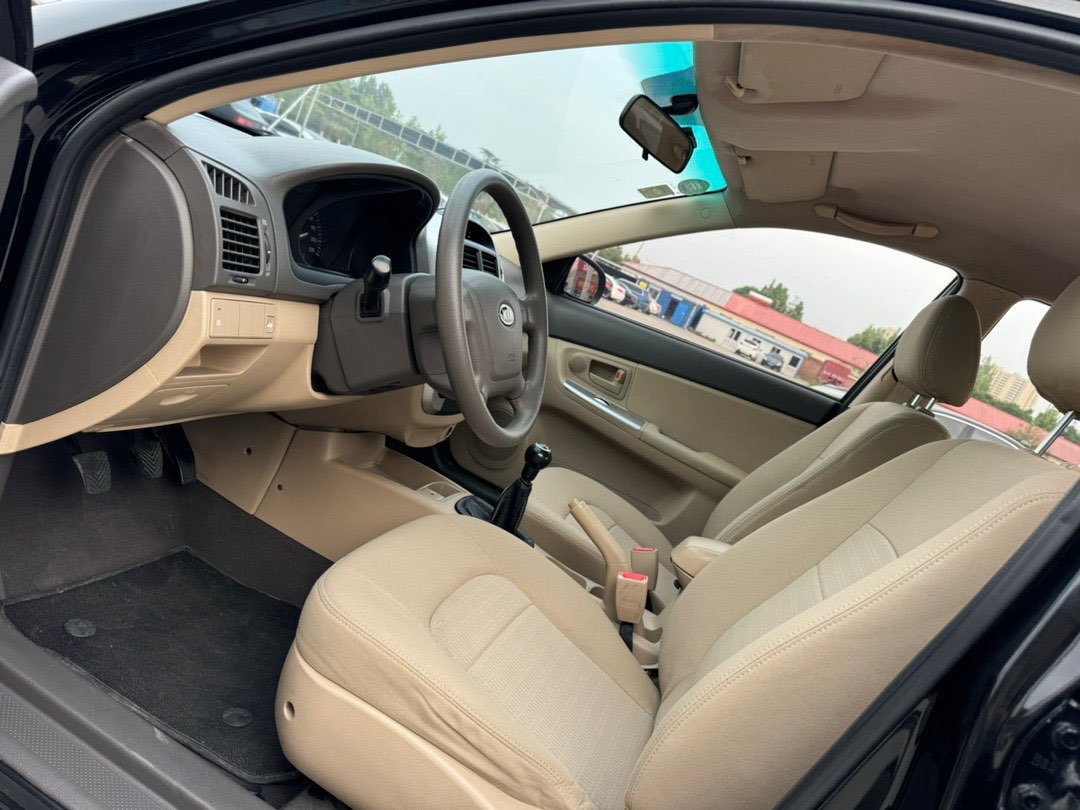 Kia Cerato 2014 imagen de coche #8