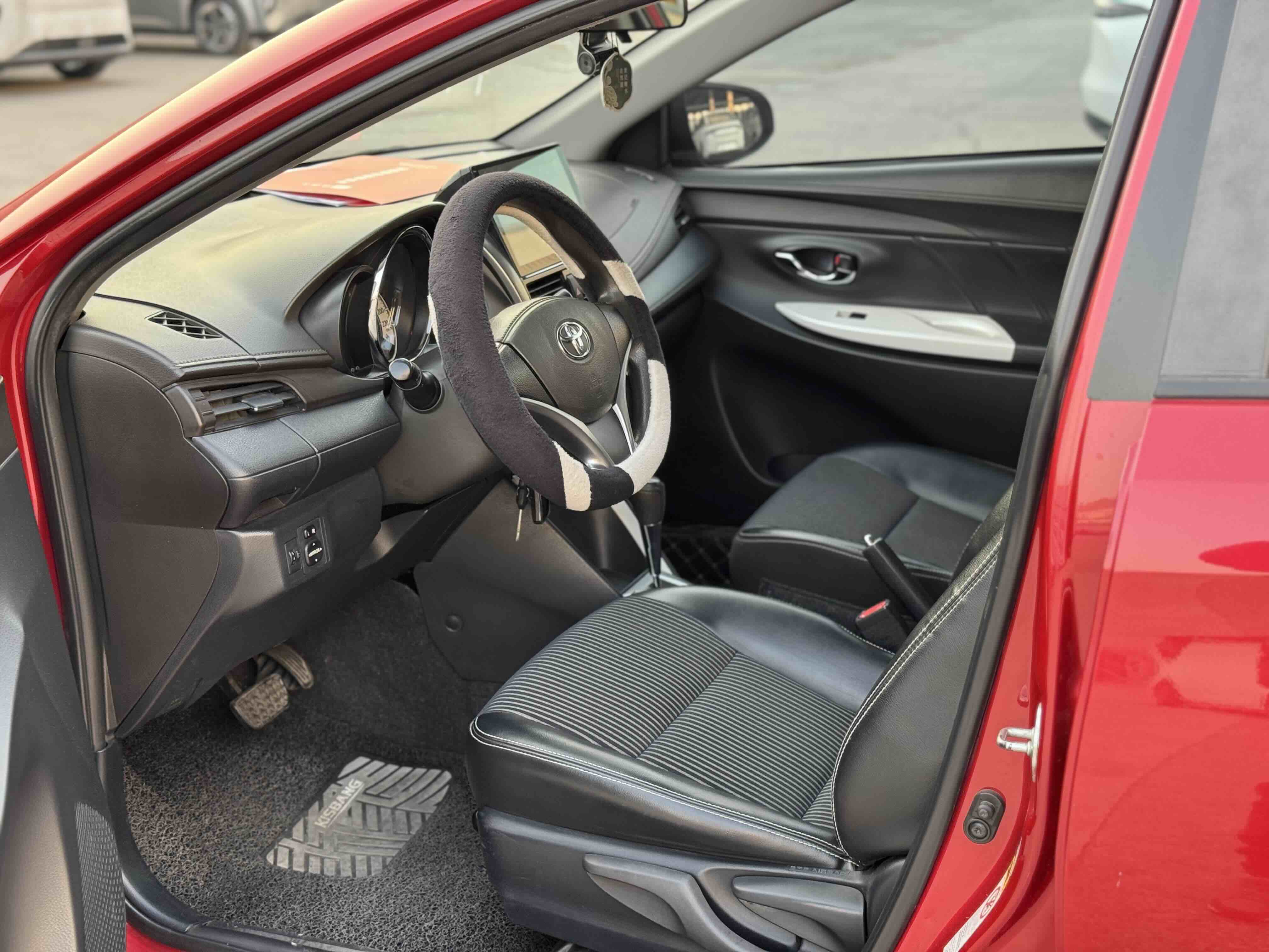 Yaris L Zhixuan 2014 #8 Yaris L Zhixuan 2014 car image #8