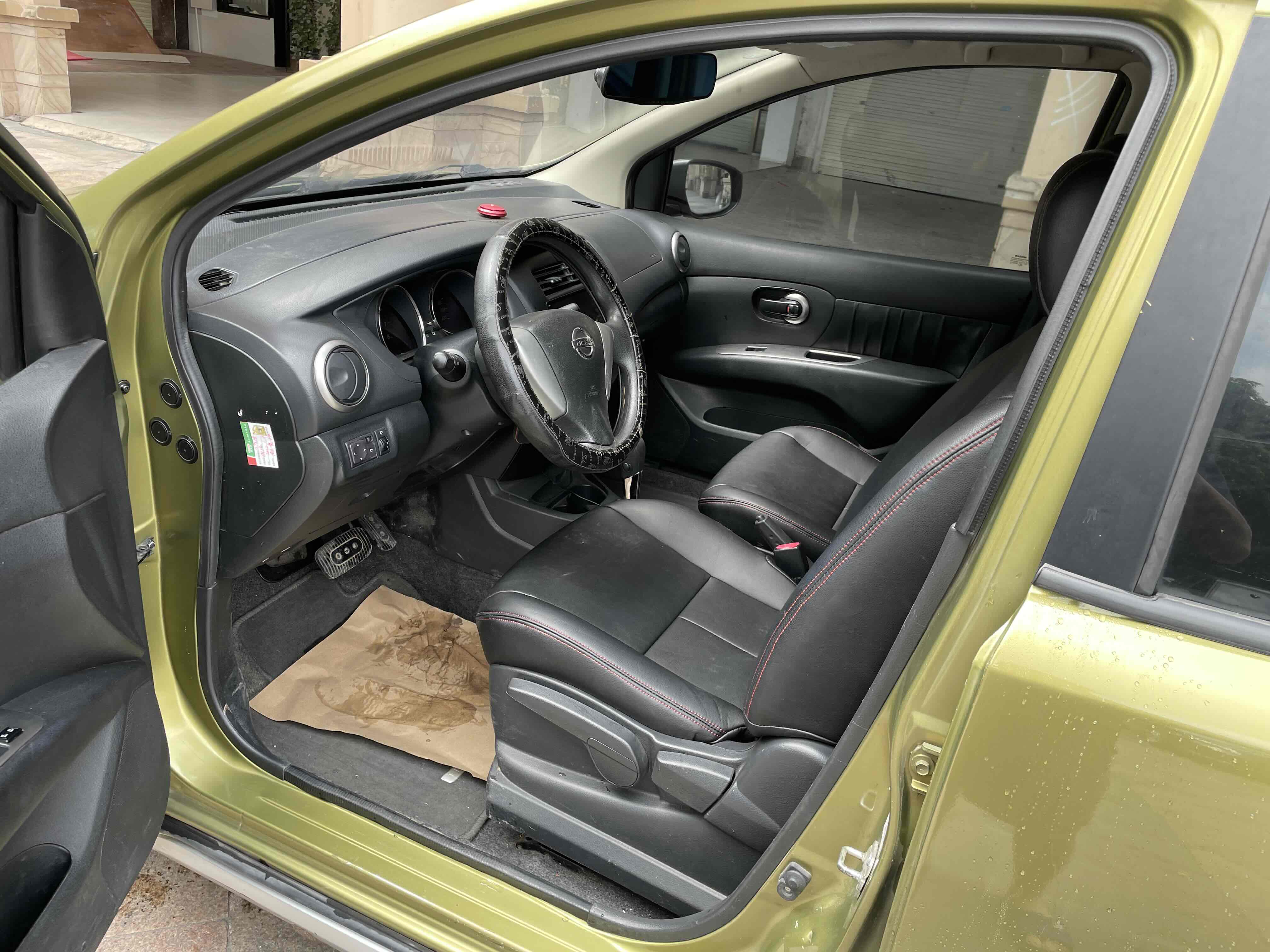 Nissan Livina 2013 car image #8