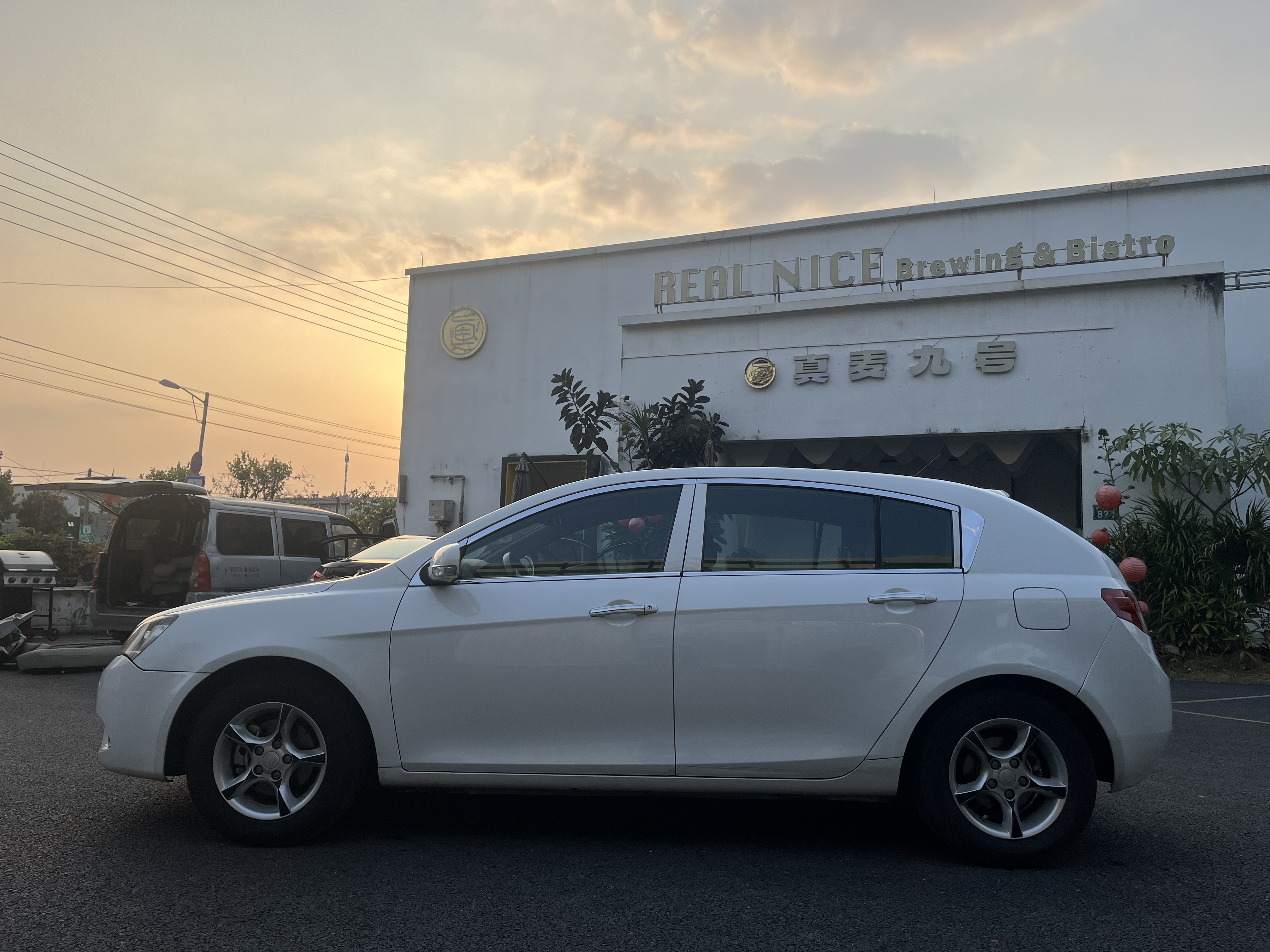 GEELY Emgrand Classic 2014 car image #8