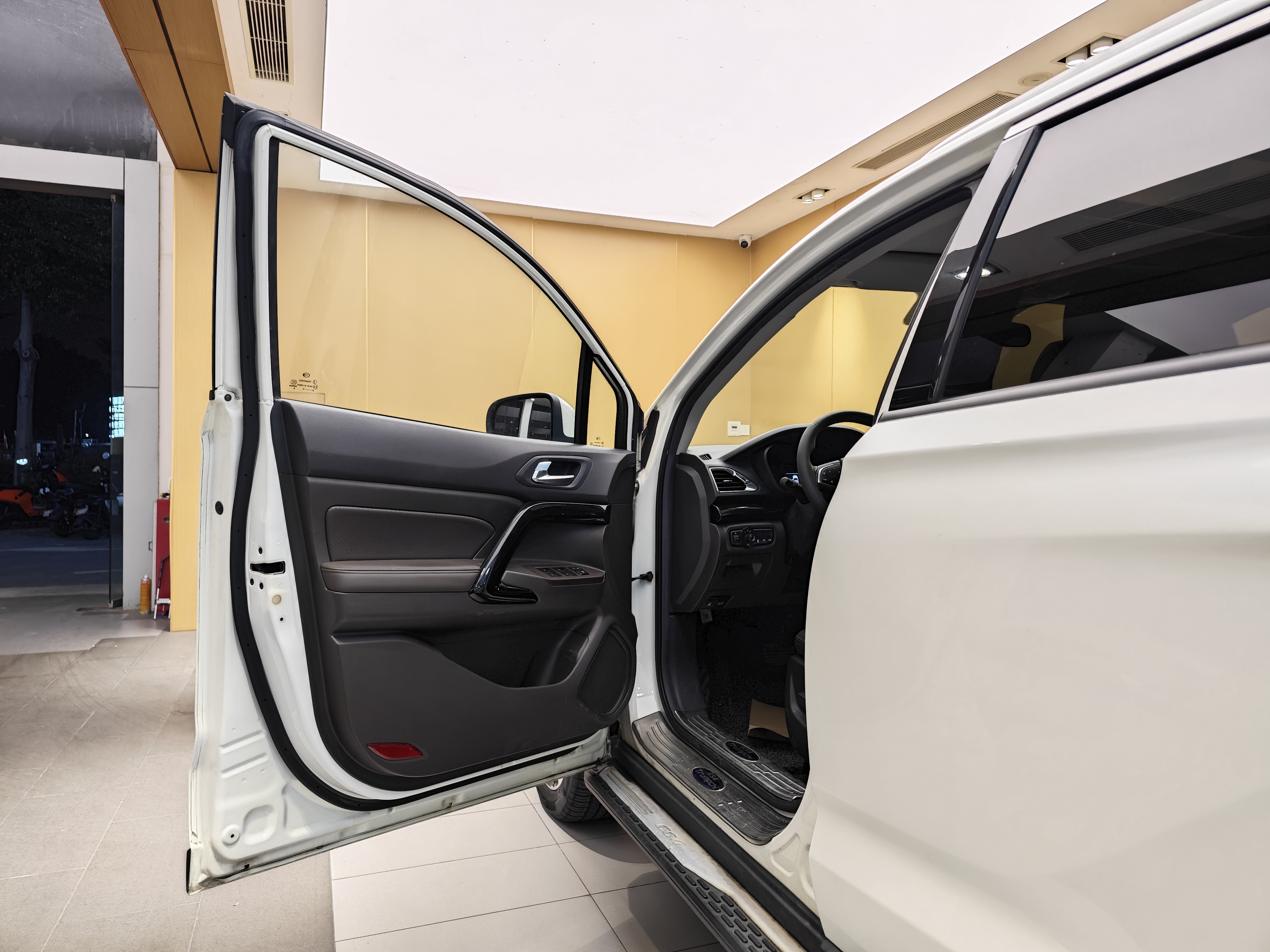 GAC Trumpchi GS4 2018 #8 GAC Trumpchi GS4 2018 car image #8