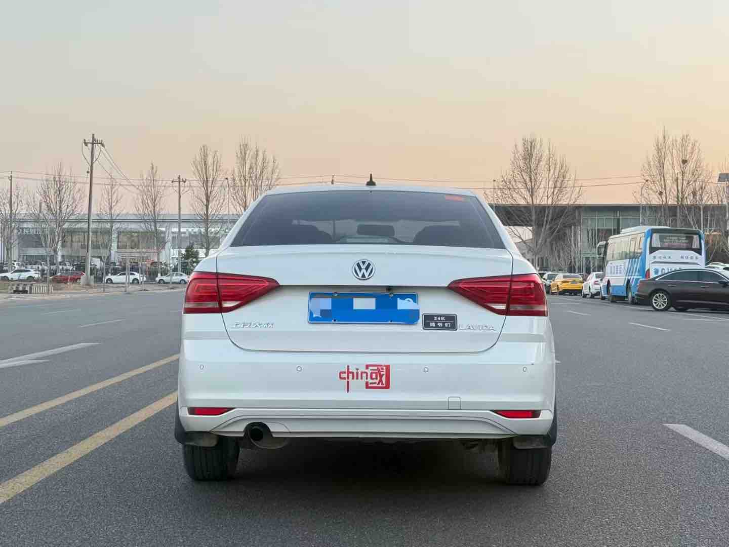 Volkswagen Lavida 2018 car image #8
