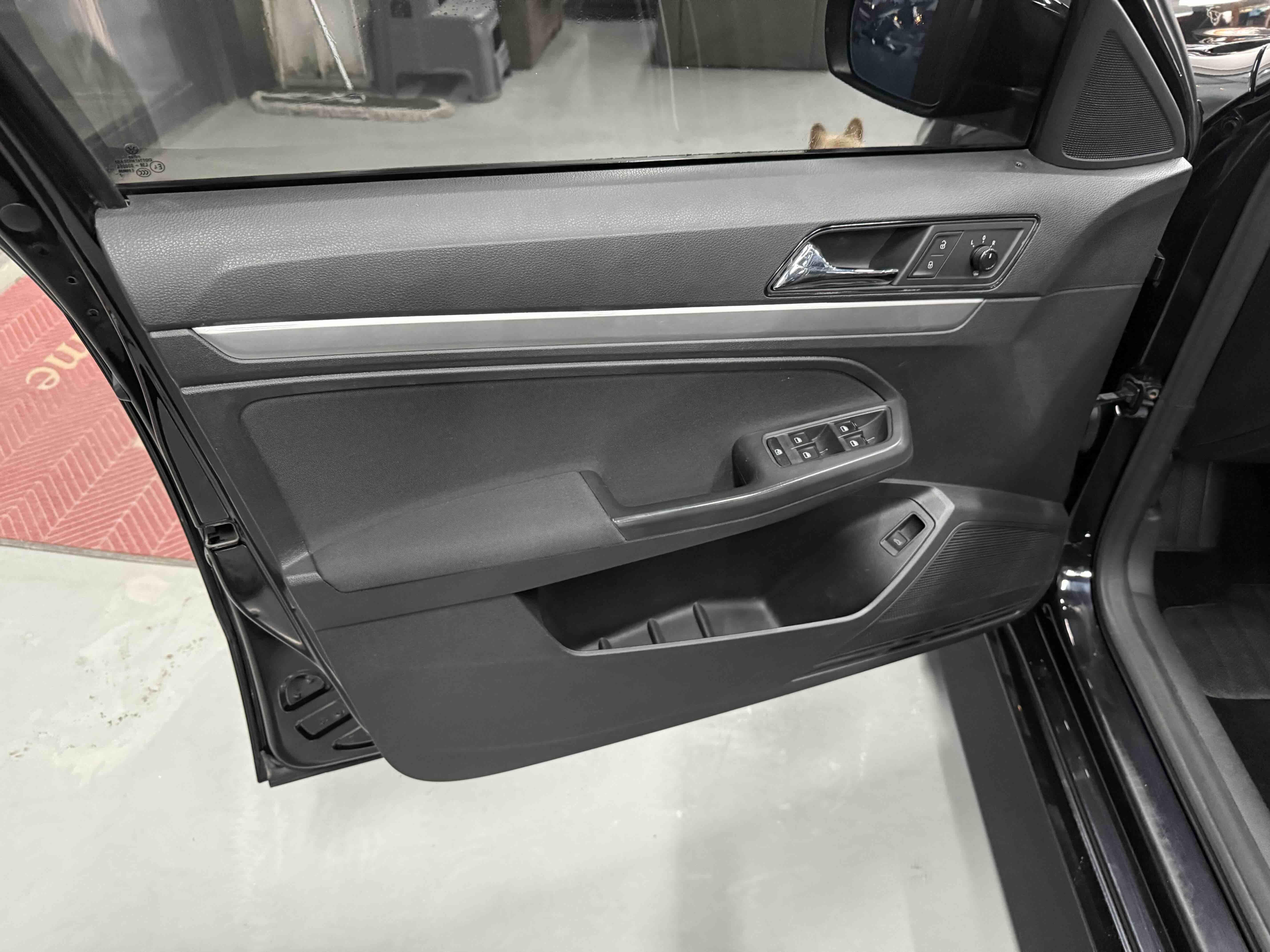 Volkswagen Lavida 2017 car image #8