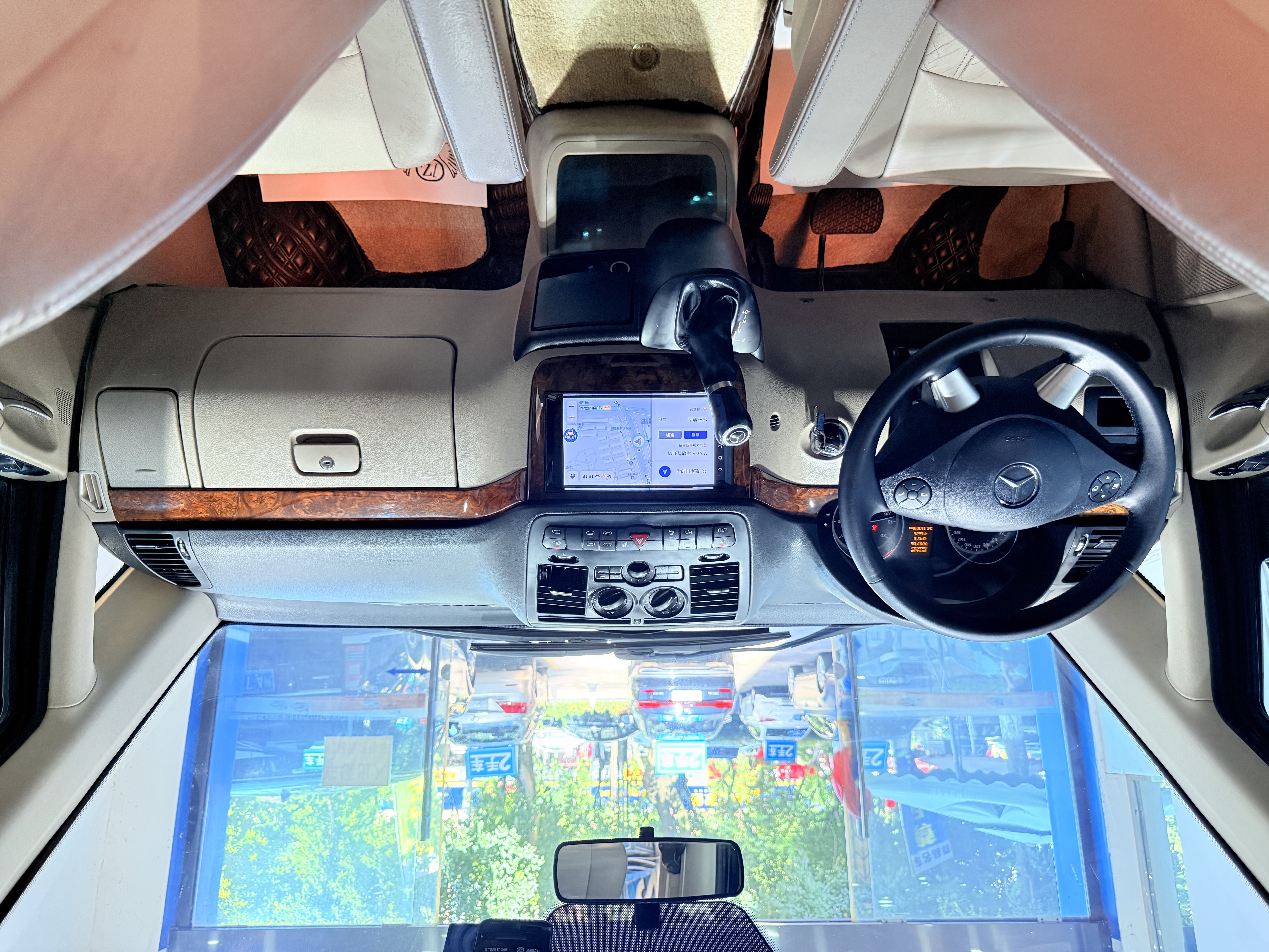 奔驰 唯雅诺 2015 汽车图片 #8