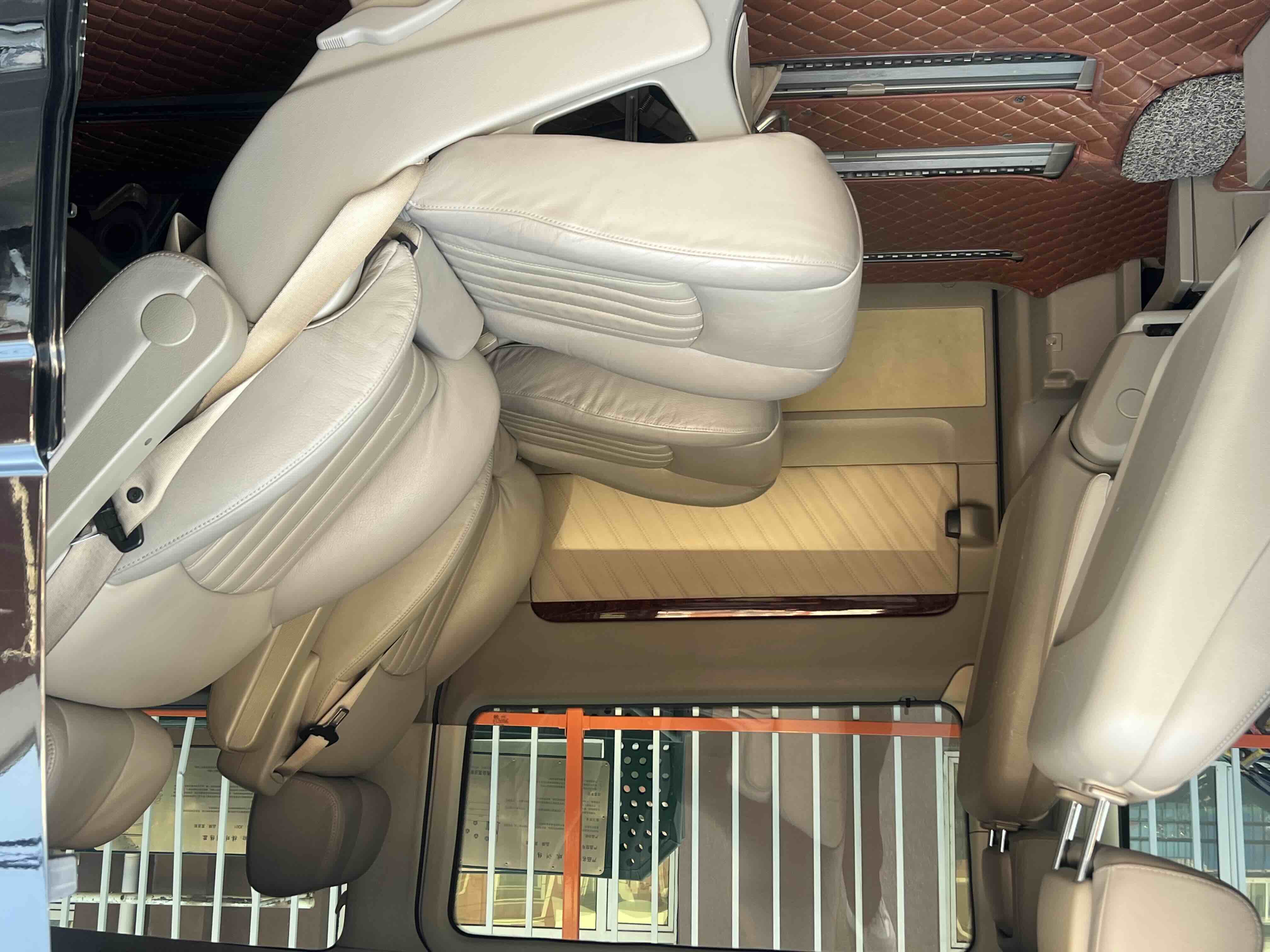 奔驰 唯雅诺 2015 汽车图片 #8