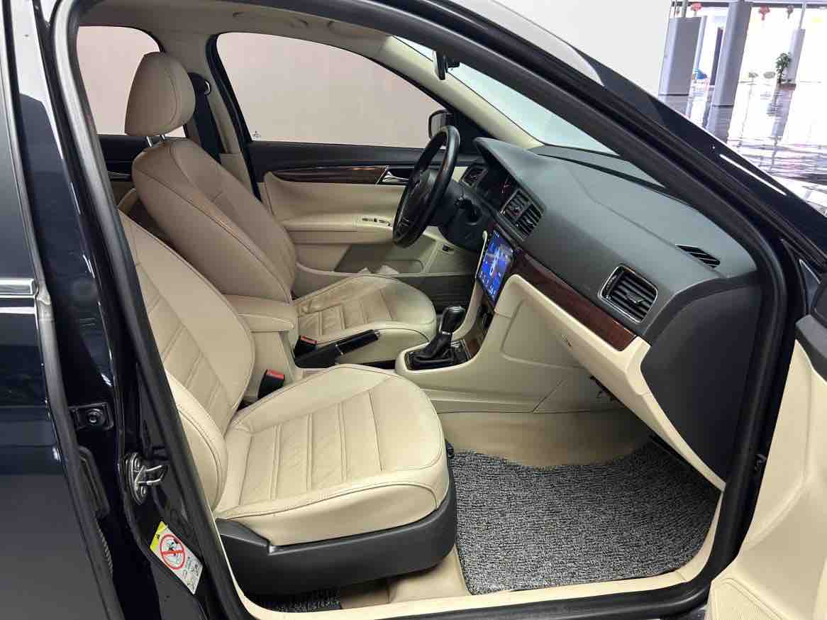 Volkswagen Lavida 2013 #8 Volkswagen Lavida 2013 car image #8