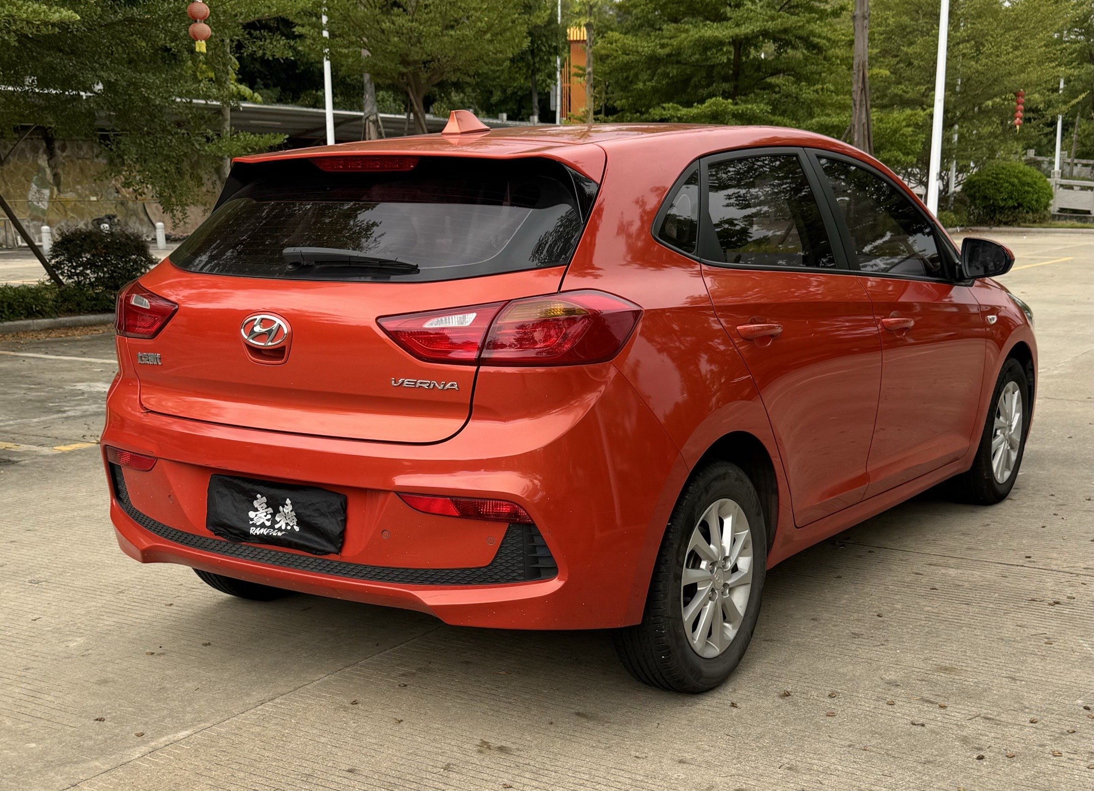 Hyundai Verna RV 2017 immagine di auto #8