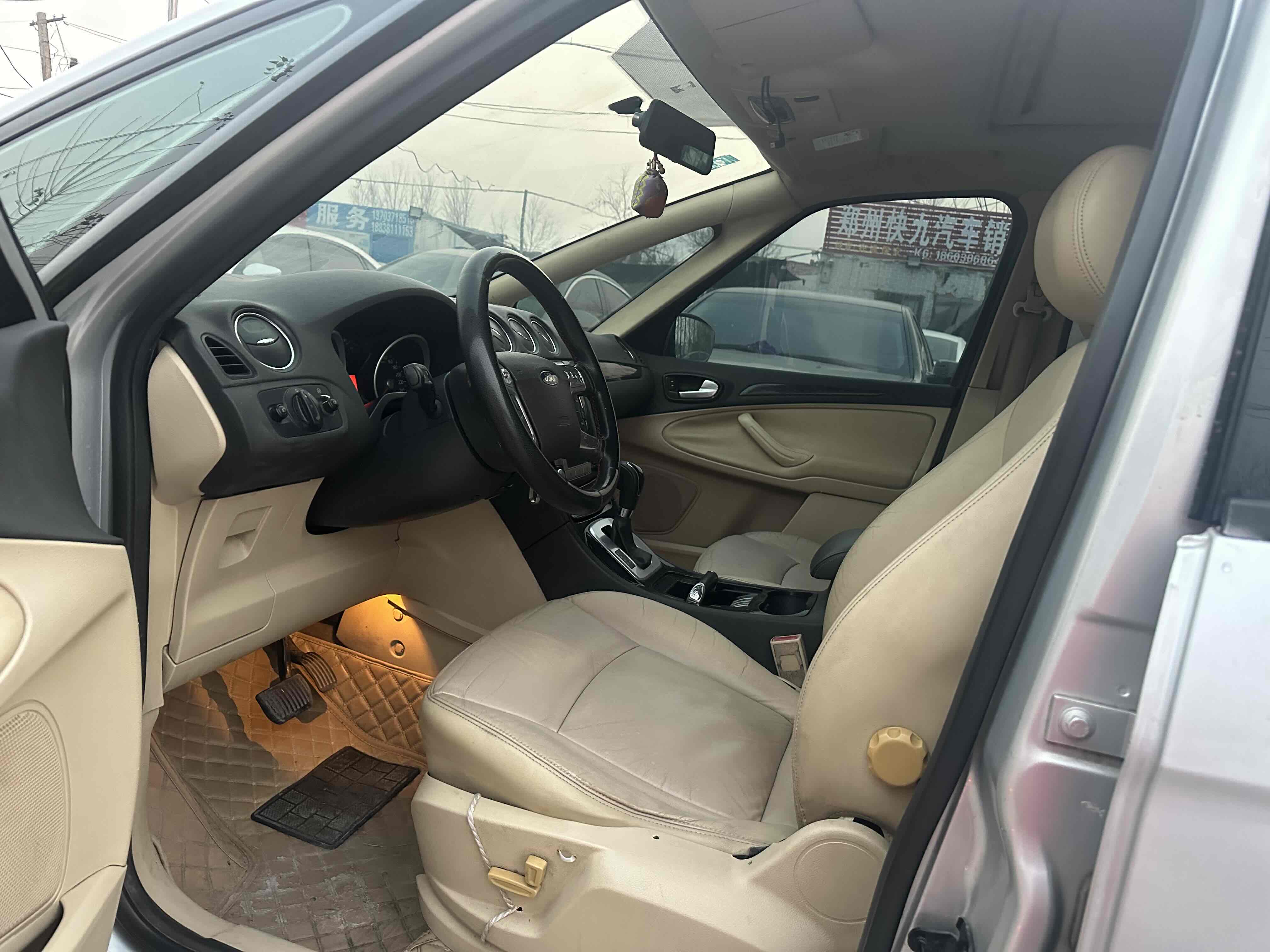 Ford S-MAX 2013 изображение автомобиля #8