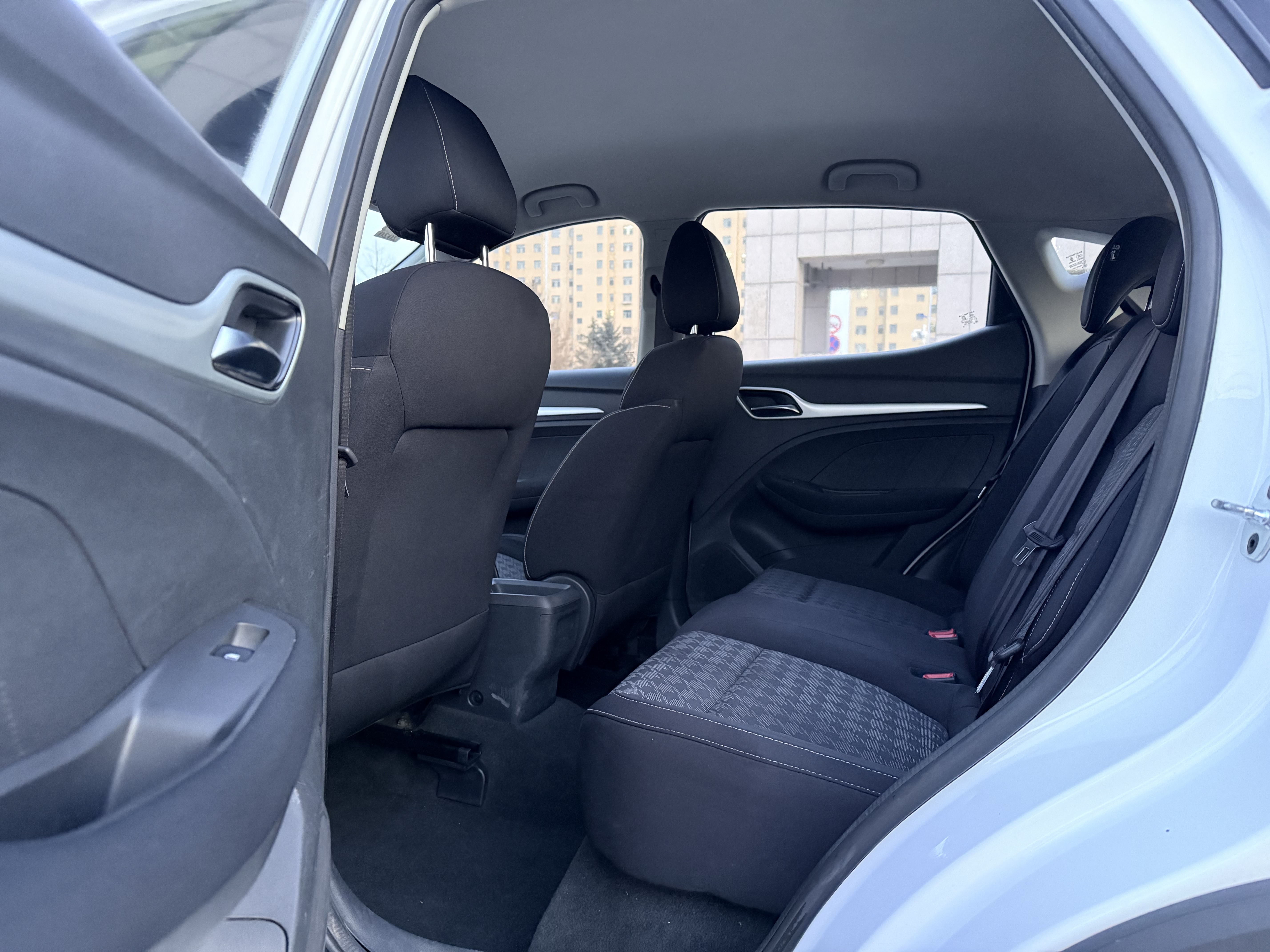 MG ZS 2018 image de voiture #8