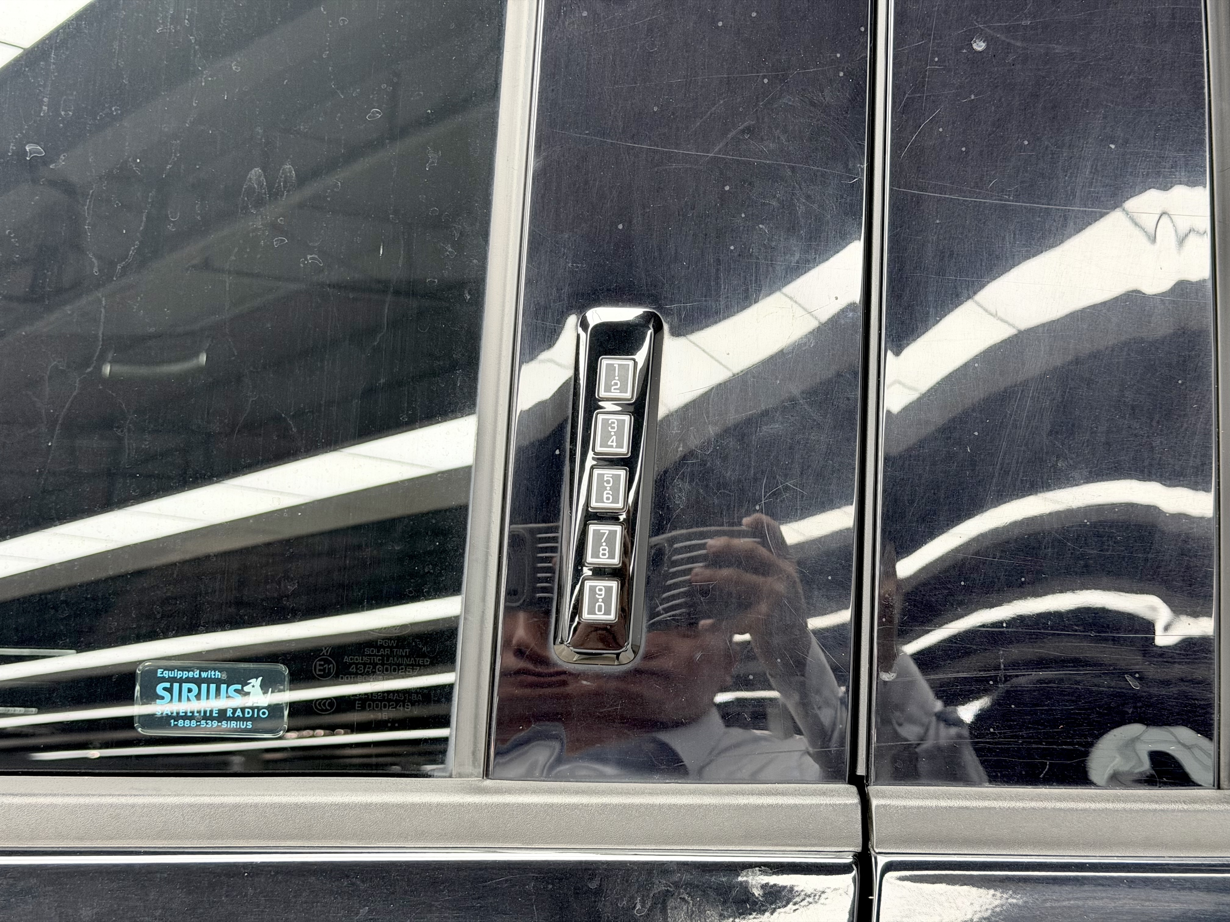 Ford F-150 Raptor 2017 car image #8