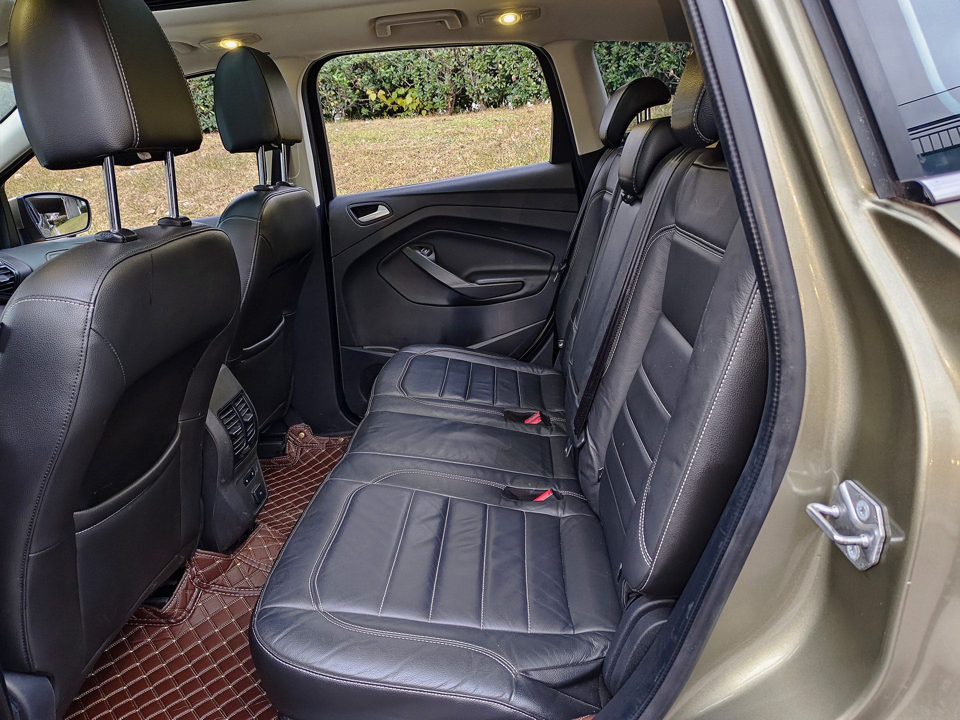 Ford Kuga 2017 #8 Ford Kuga 2017 car image #8