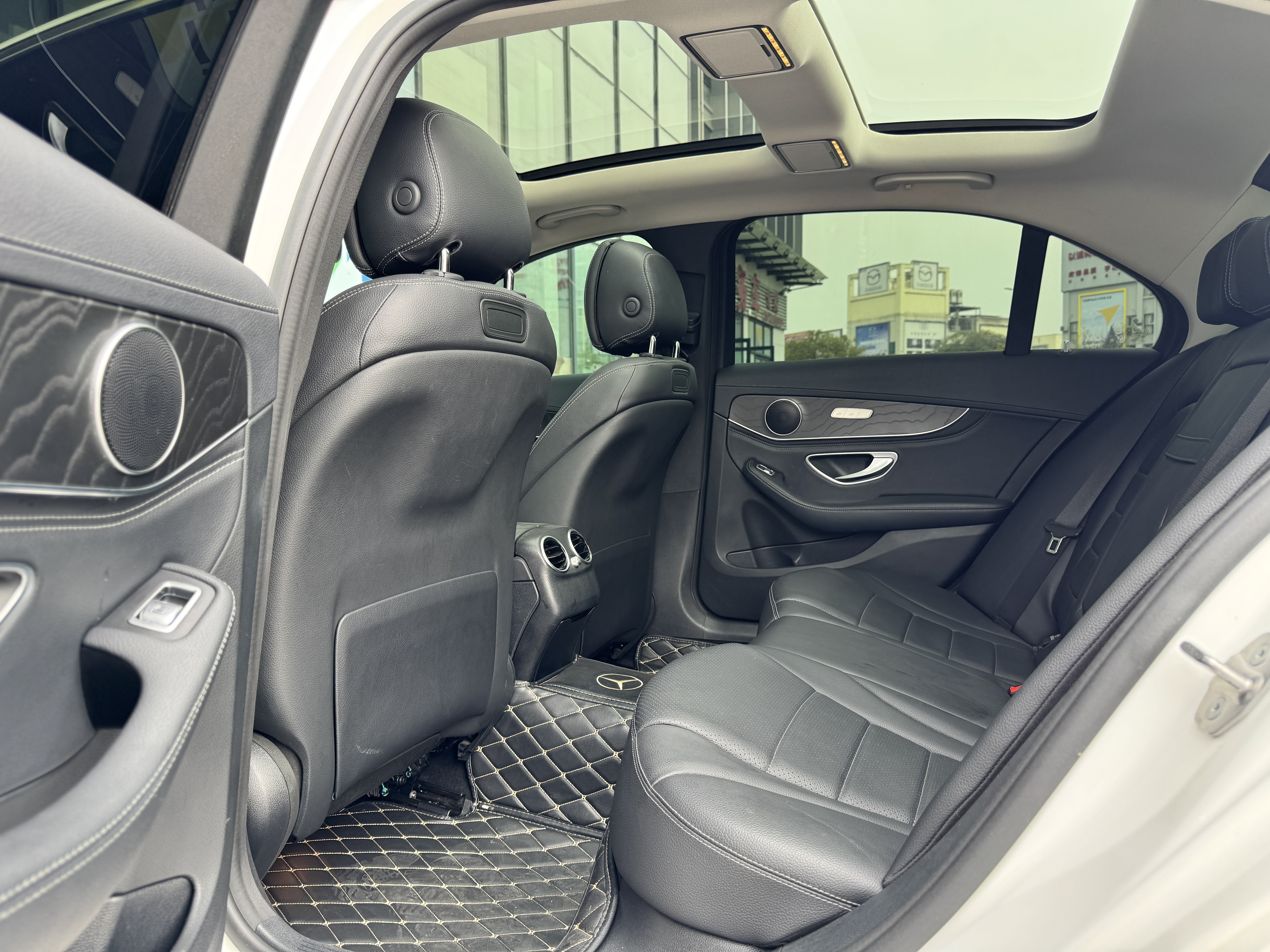 Mercedes-Benz C Class 2017 #8 Mercedes-Benz C Class 2017 car image #8