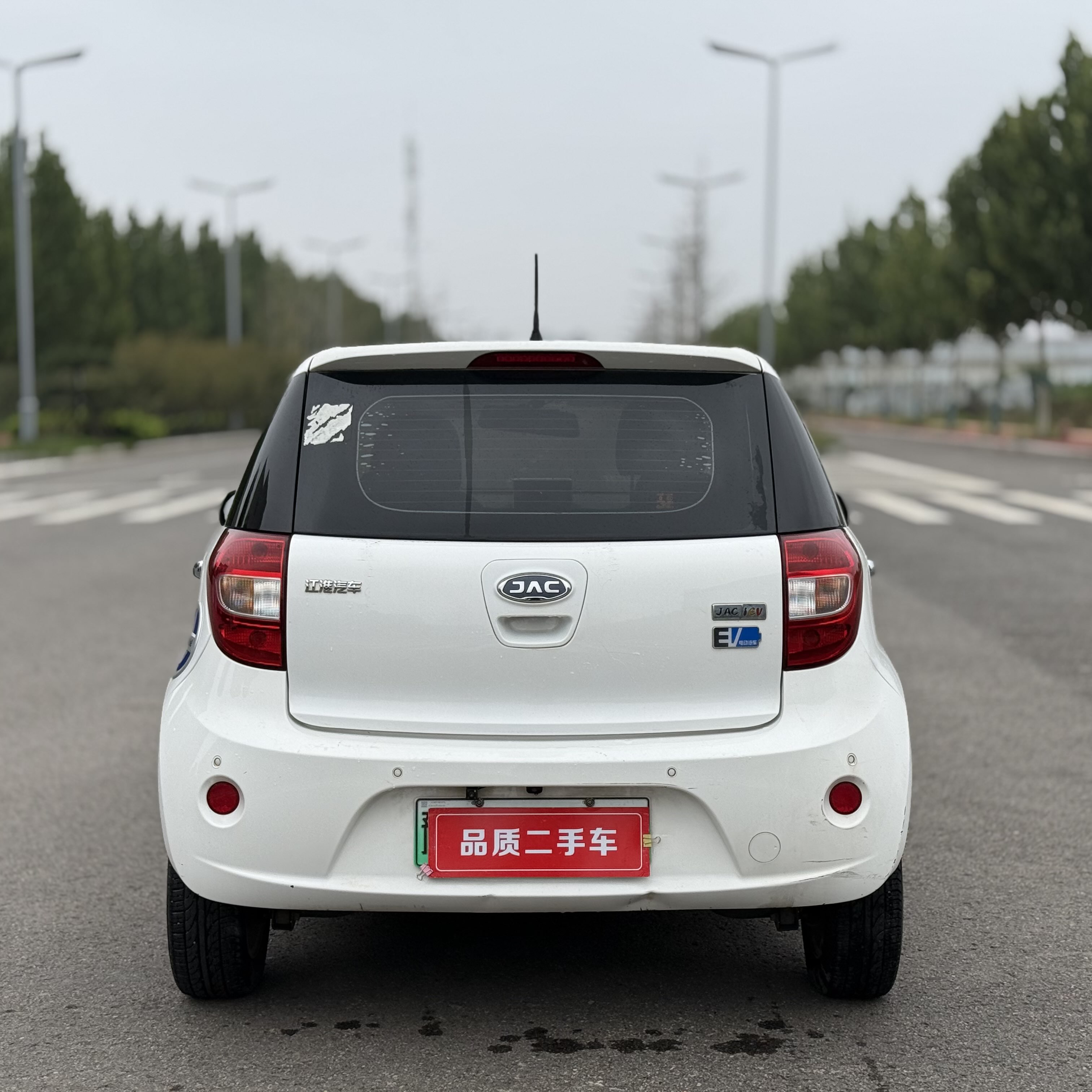 JAC 2018 #8 JAC 2018 car image #8