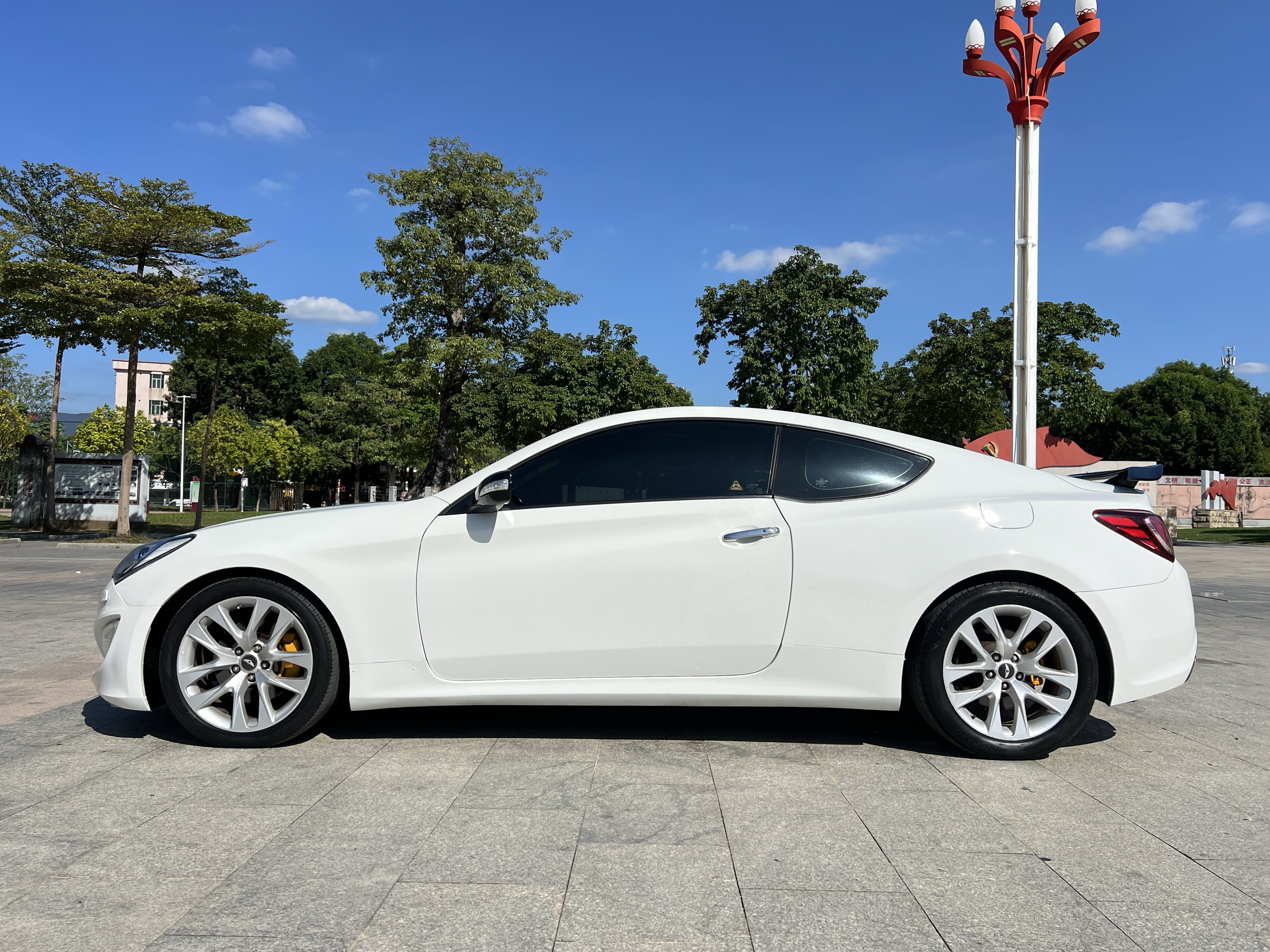 Hyundai Rohens-Coupe 2013 #8 Hyundai Rohens-Coupe 2013 immagine di auto #8