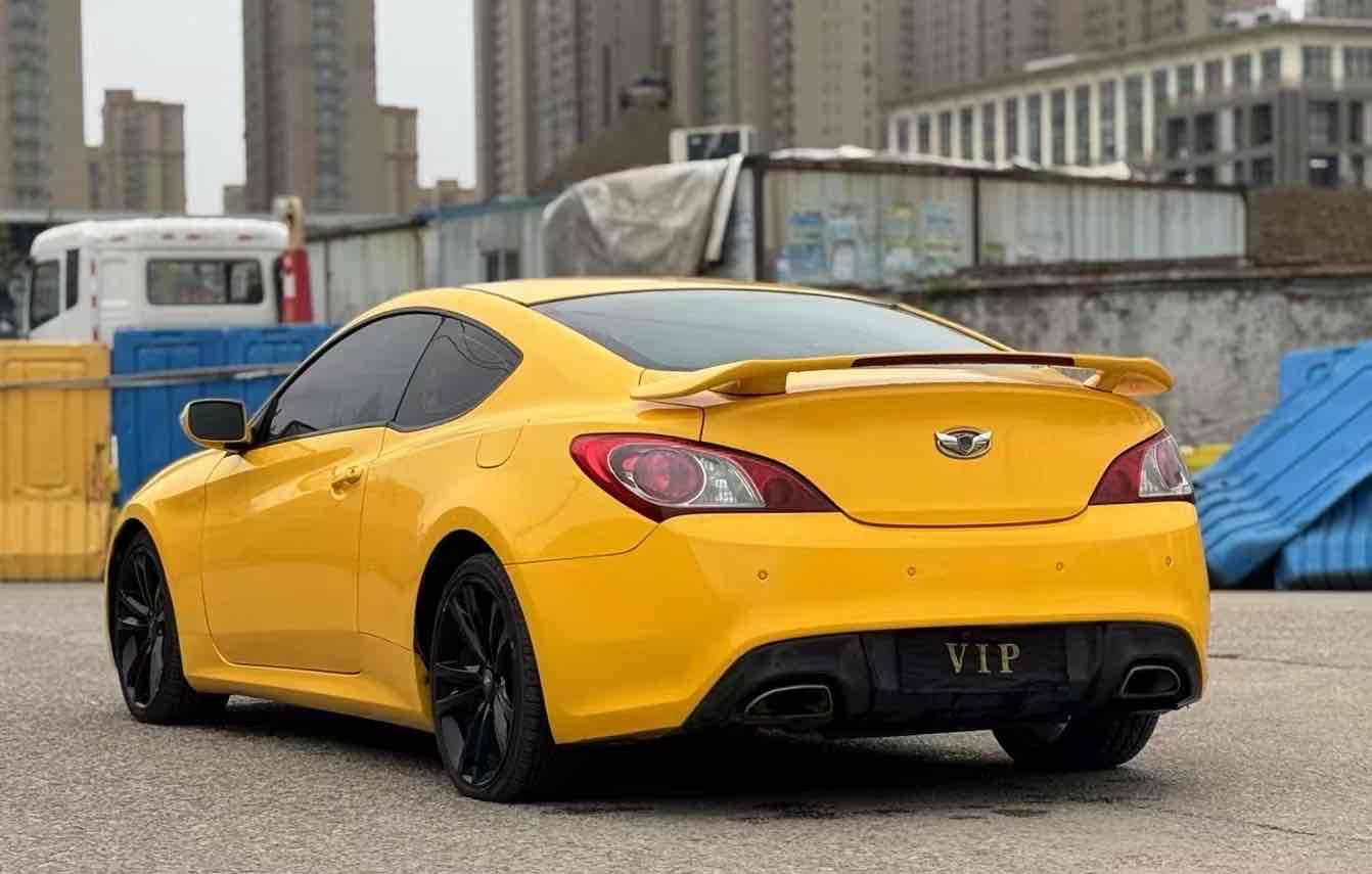 Hyundai Rohens 2012 car image #8