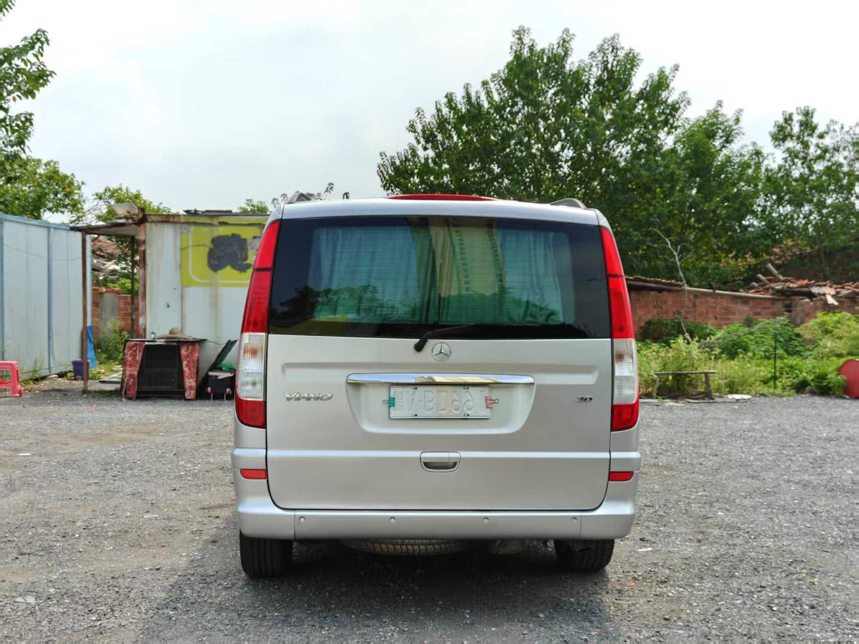 Mercedes-Benz Viano (Imported) 2007 car image #8