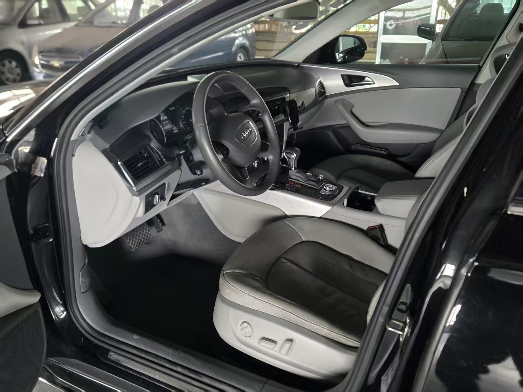 Audi A6L 2013 #8 Audi A6L 2013 car image #8