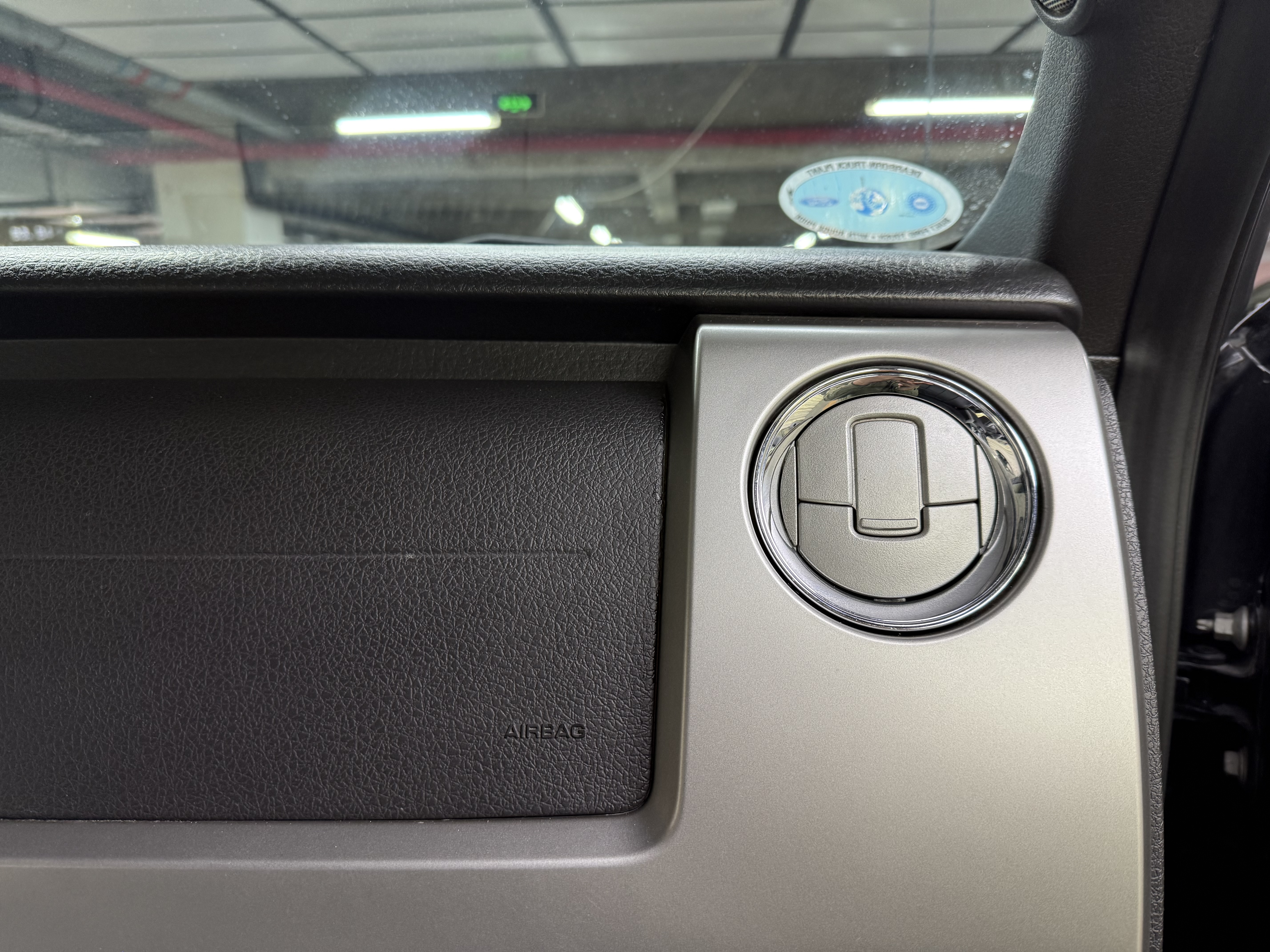 Ford 2017 car image #8