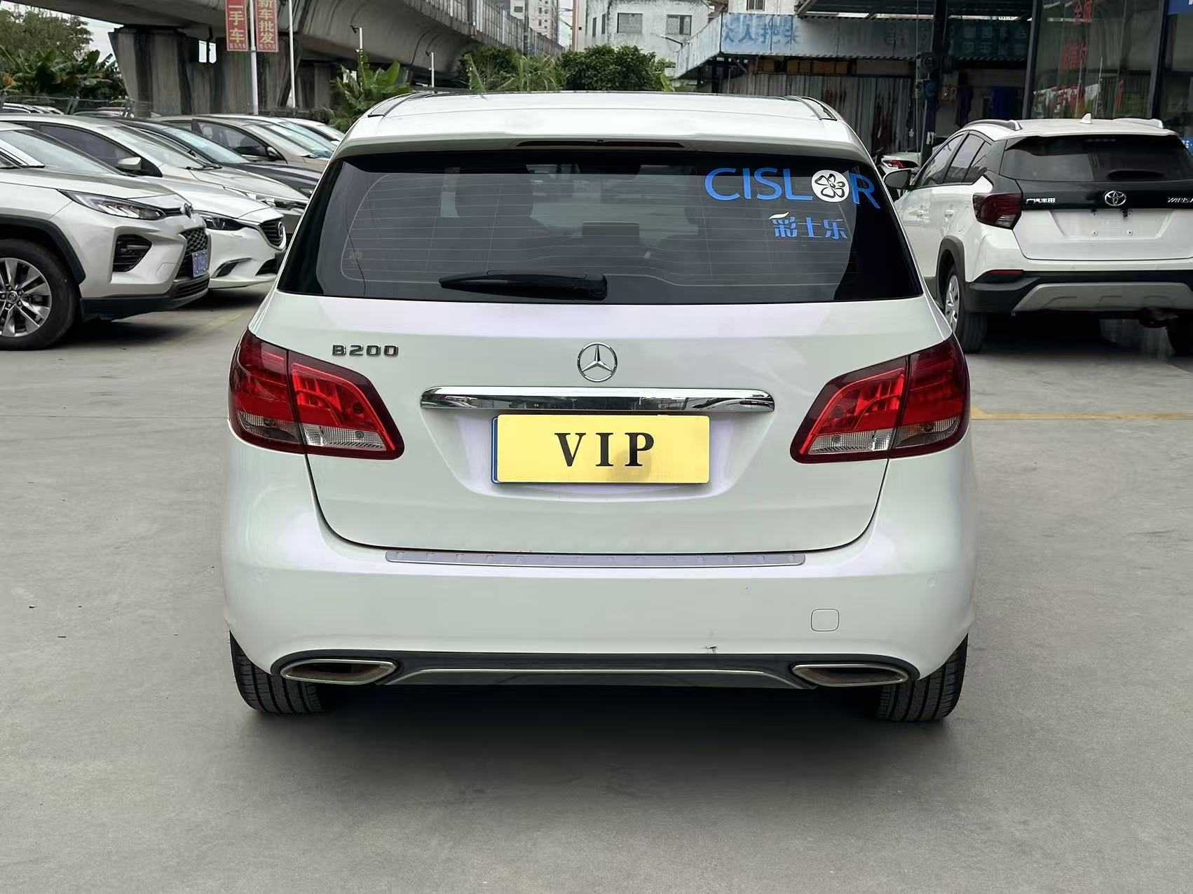 Mercedes-Benz B Class 2016 car image #8