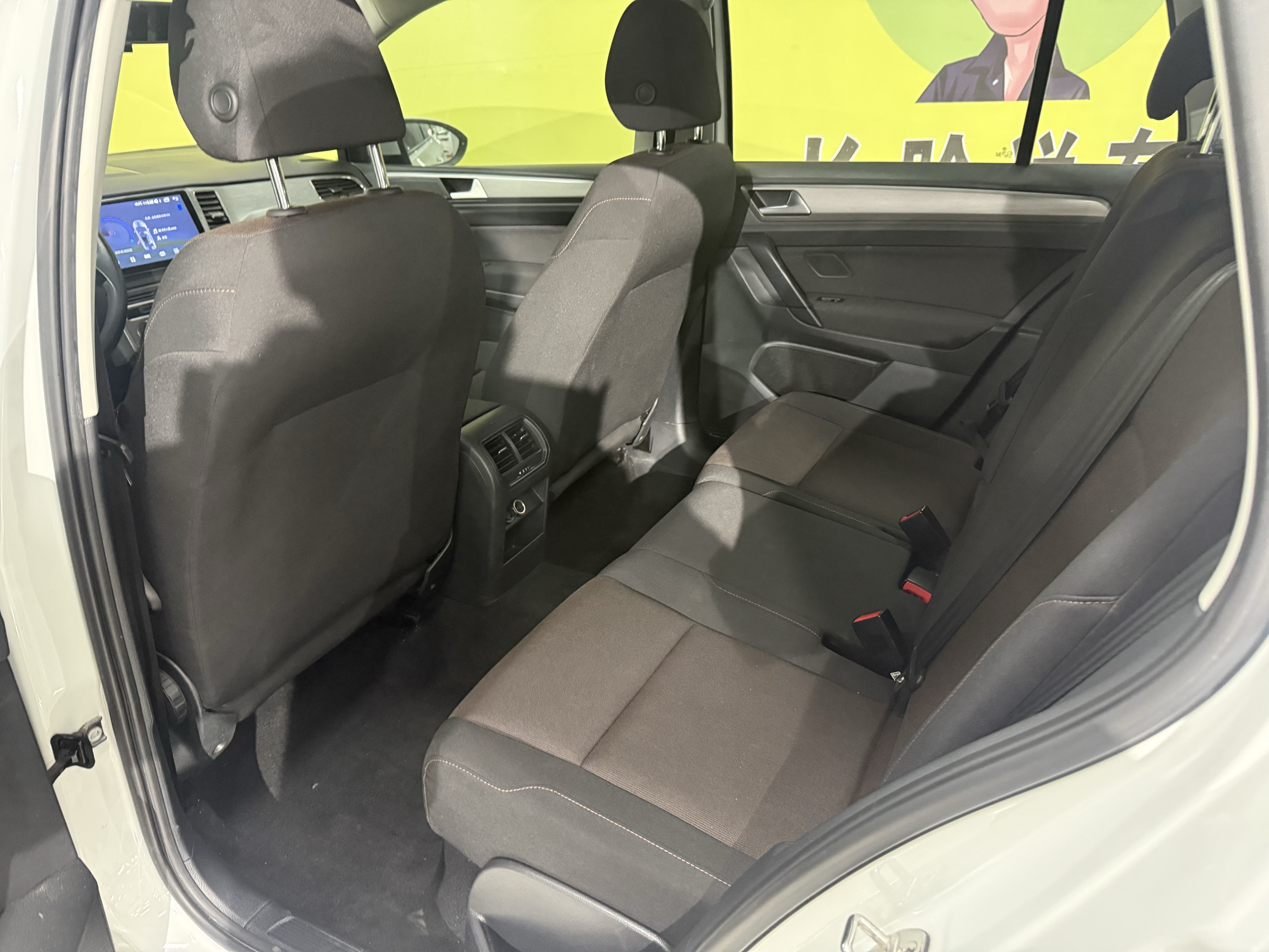 Volkswagen Golf Sportsvan 2018 immagine di auto #8