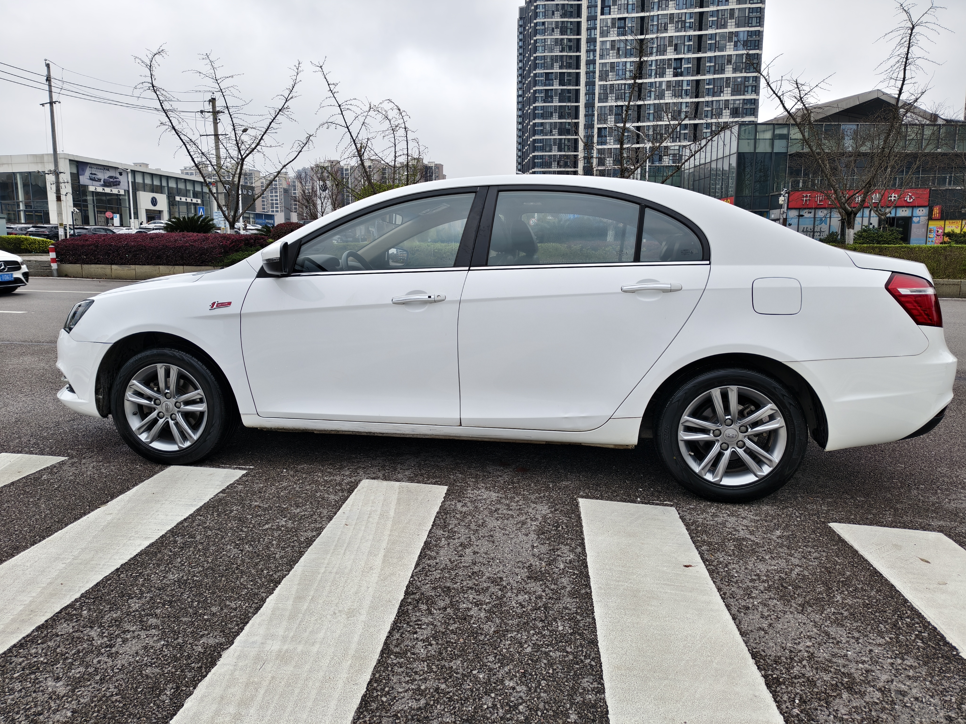 GEELY Emgrand 2017 #8 GEELY Emgrand 2017 car image #8