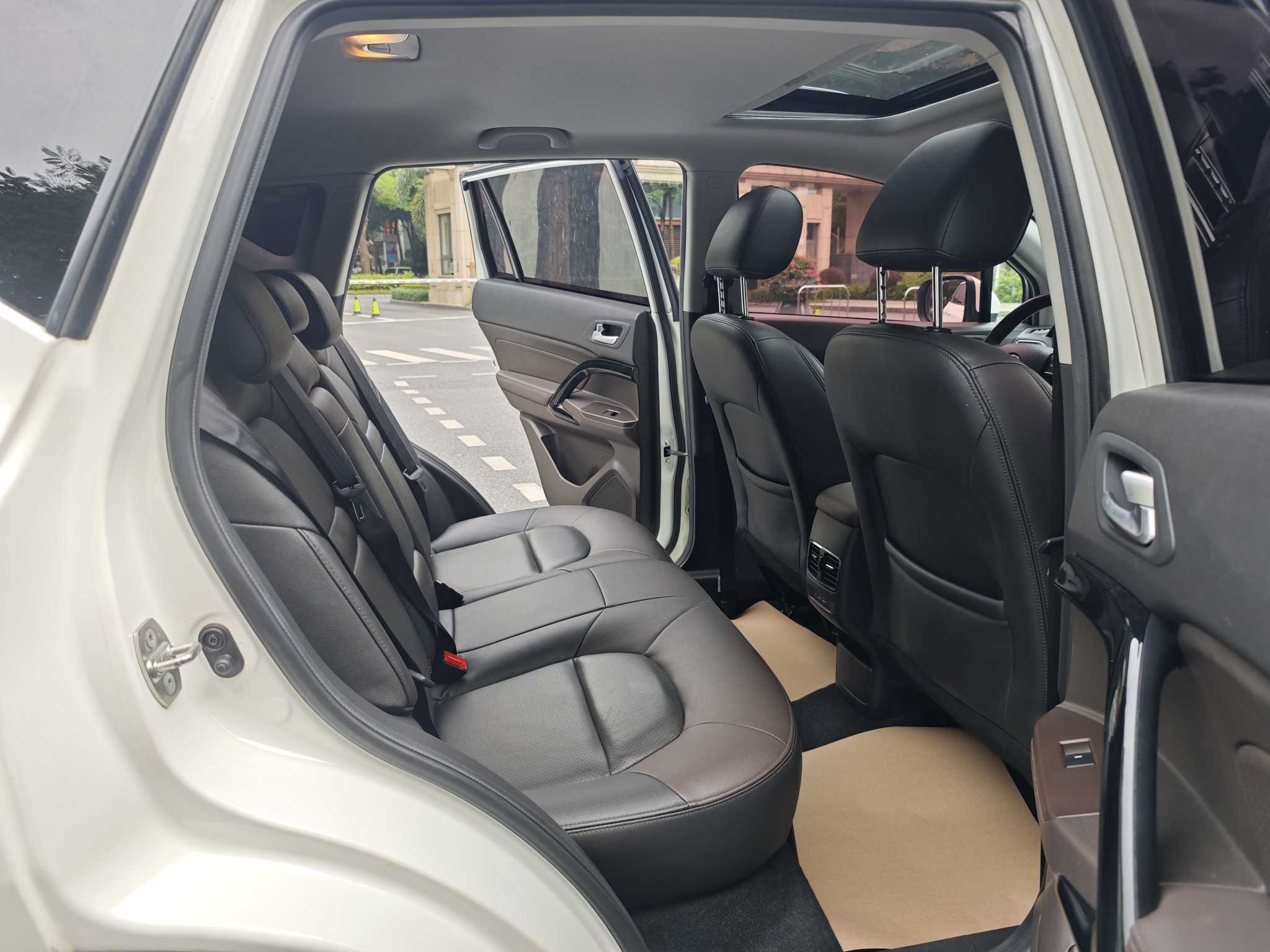 GAC Trumpchi GS4 New Energy 2018 car image #8