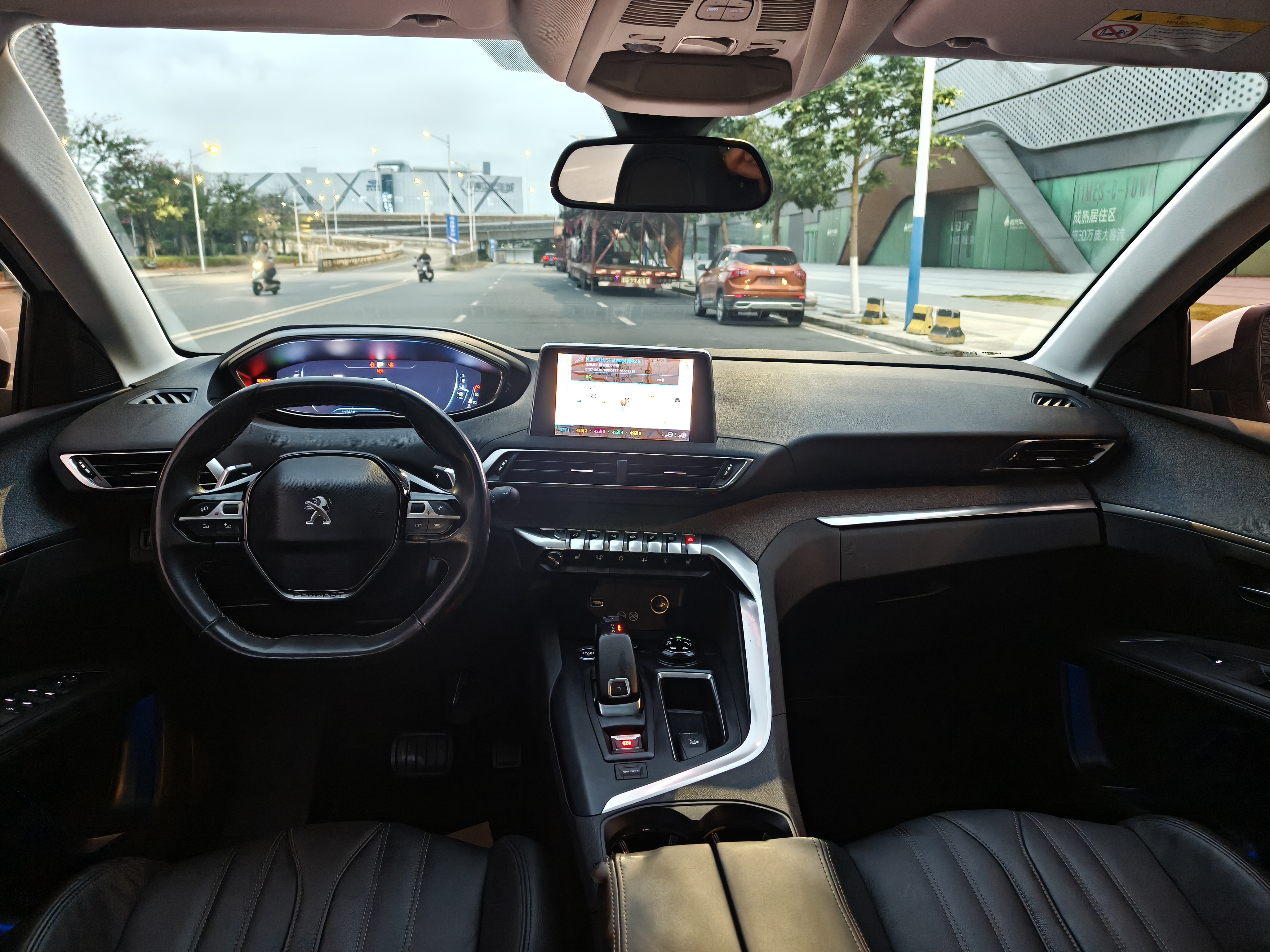 Peugeot 5008 2017 car image #8