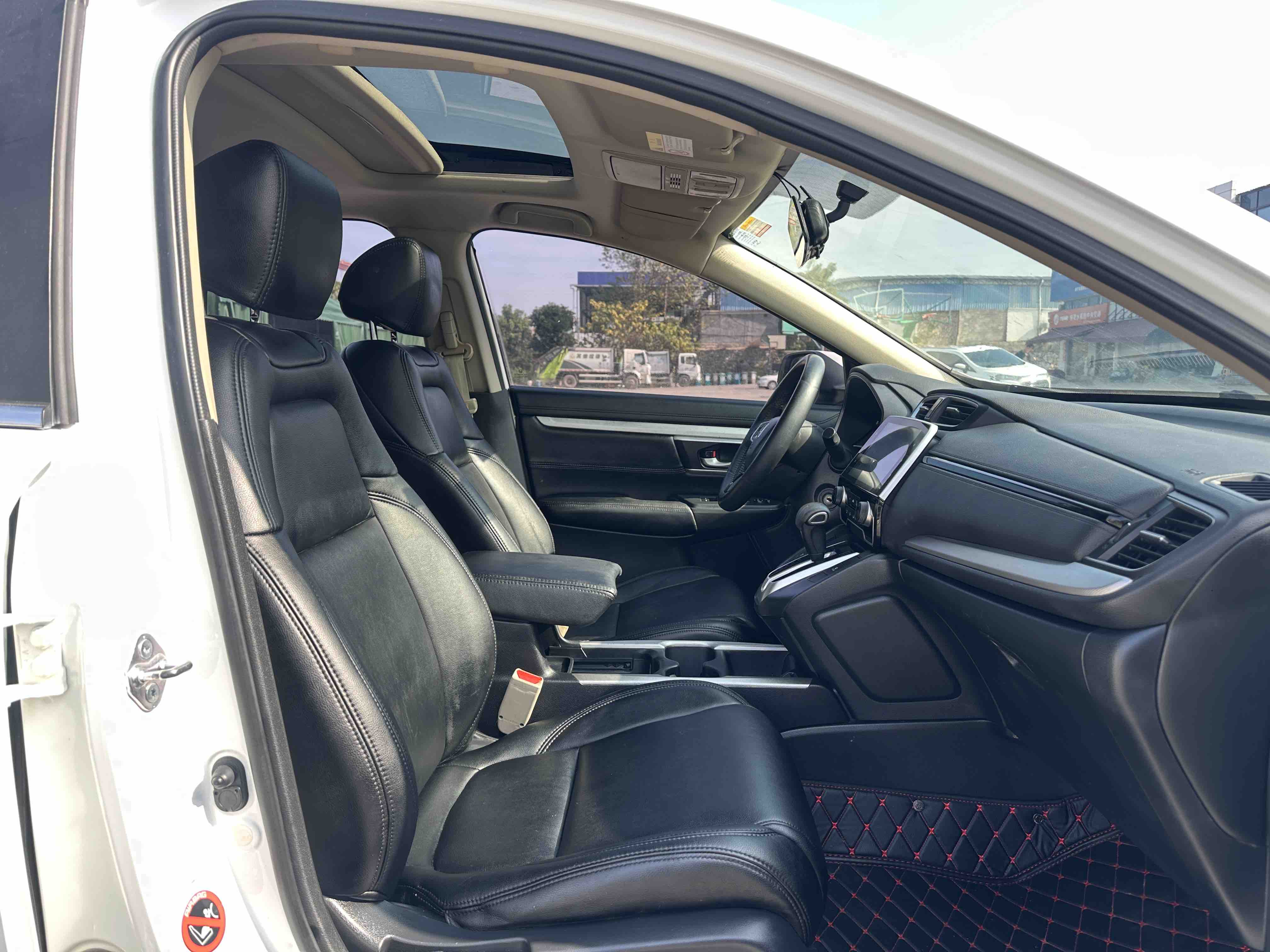 Honda CR-V 2018 car image #8