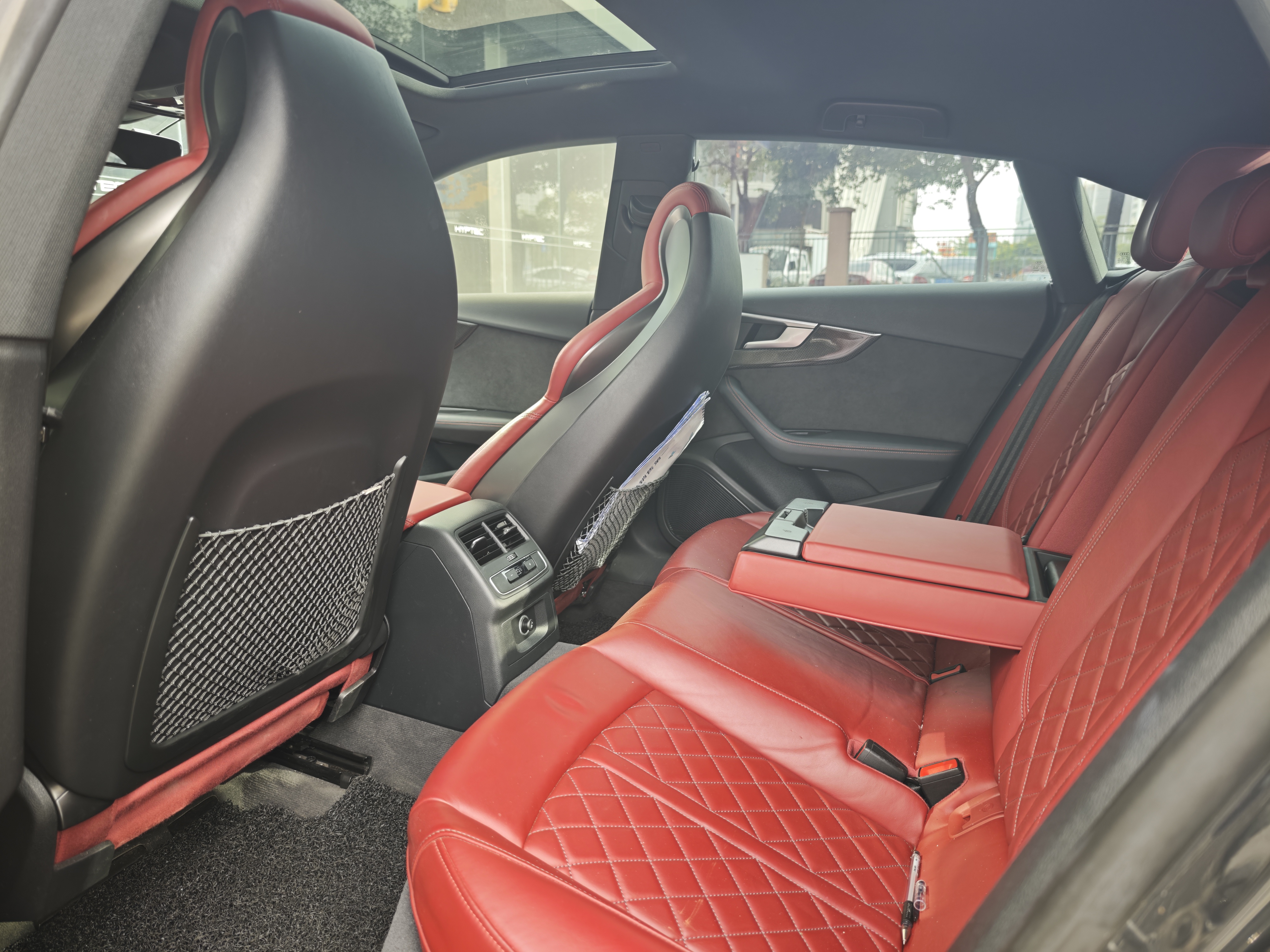 Audi S5 2018 car image #8