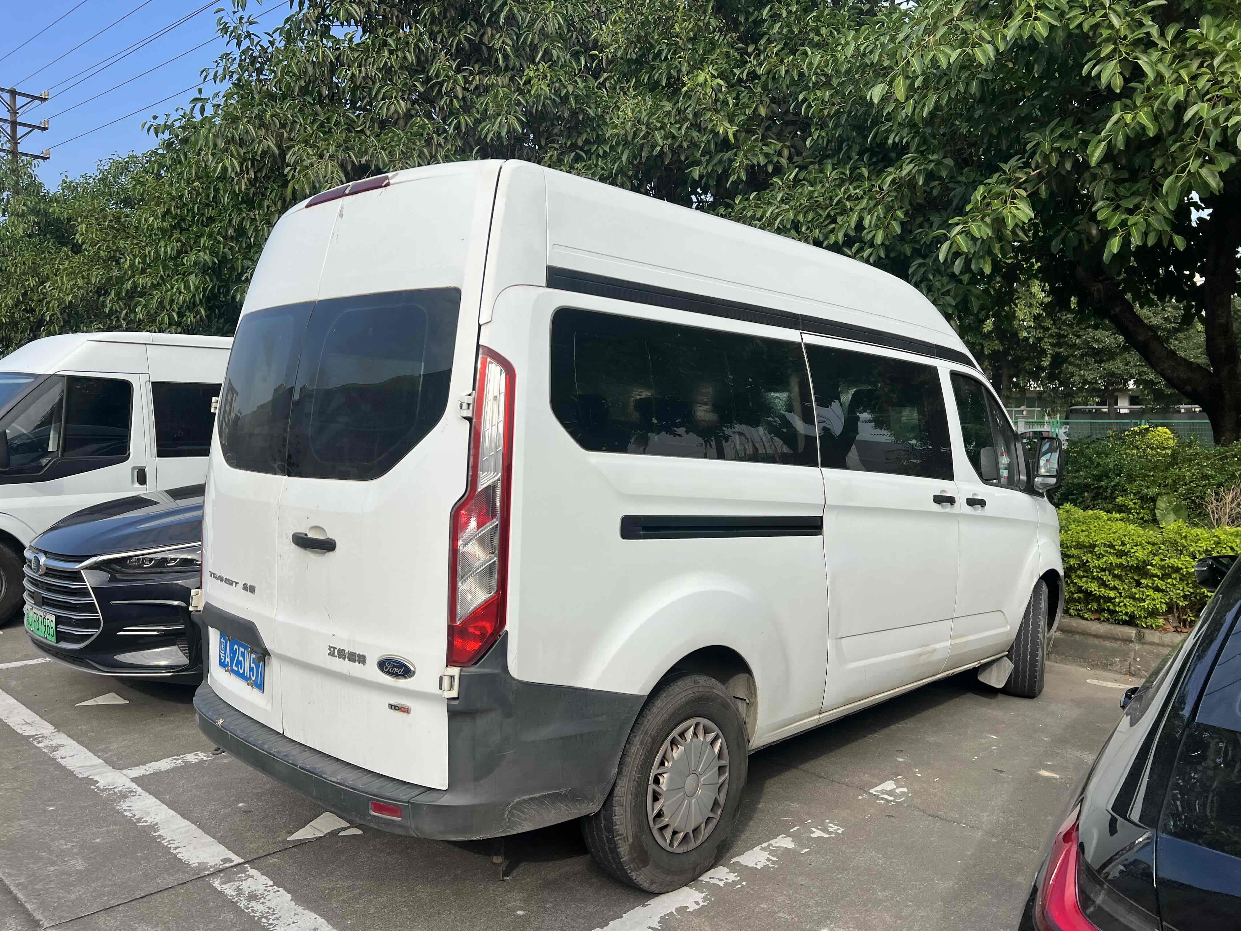 Ford E-Transit 2017 #8 Ford E-Transit 2017 car image #8