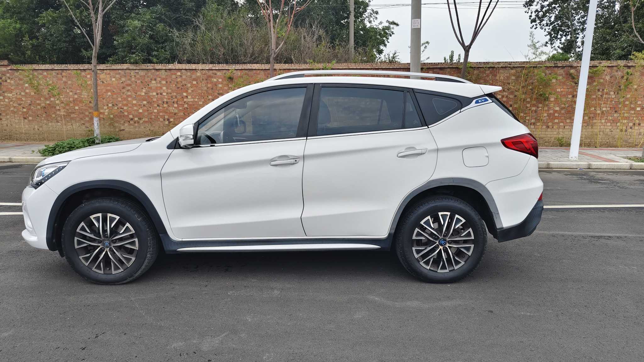 BYD Song New Energy 2017 car image #8