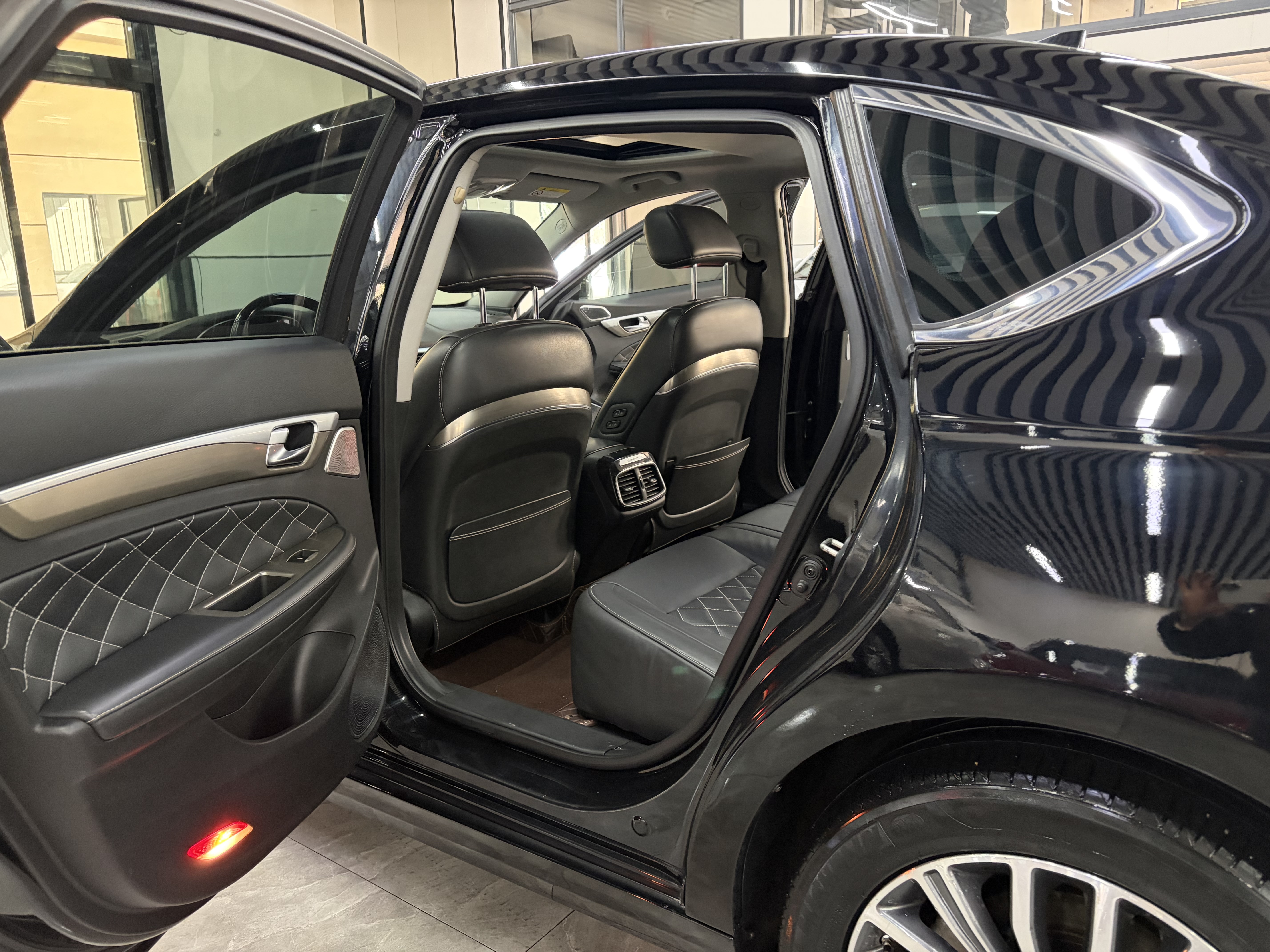 GAC Trumpchi GA8 2017 #8 GAC Trumpchi GA8 2017 car image #8