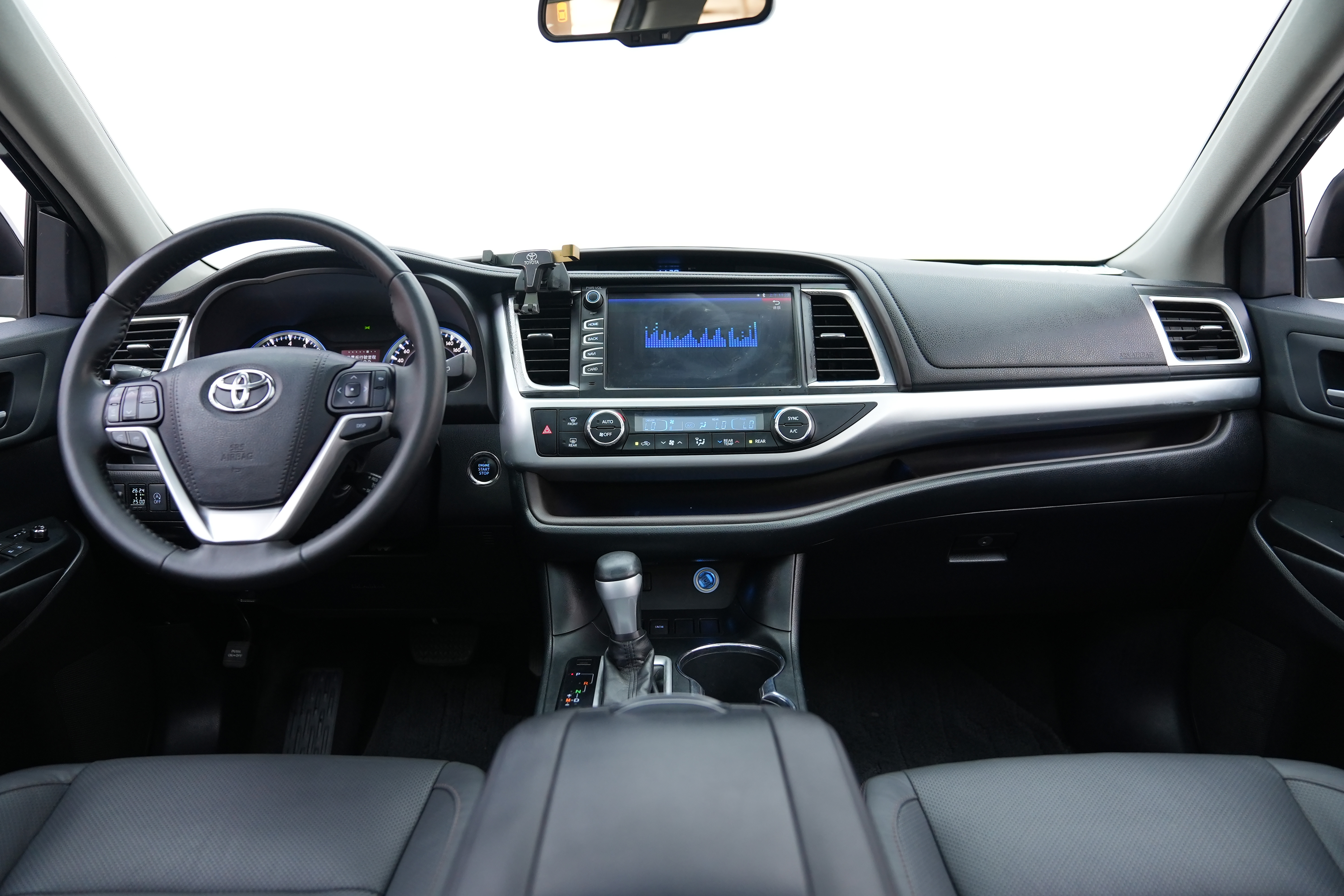 Toyota Highlander 2017 #8 Toyota Highlander 2017 car image #8