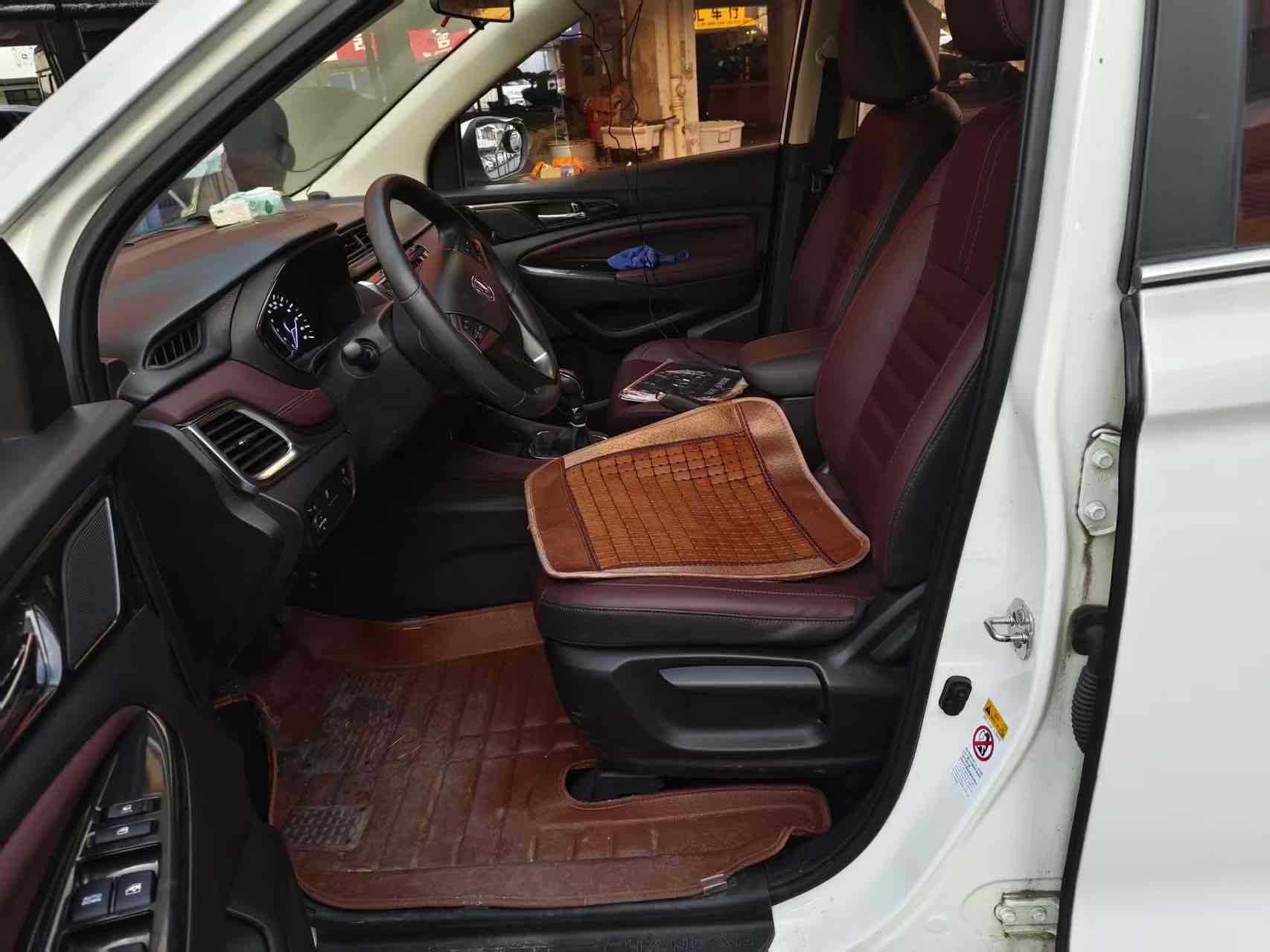 Changan Linmax 2017 car image #8