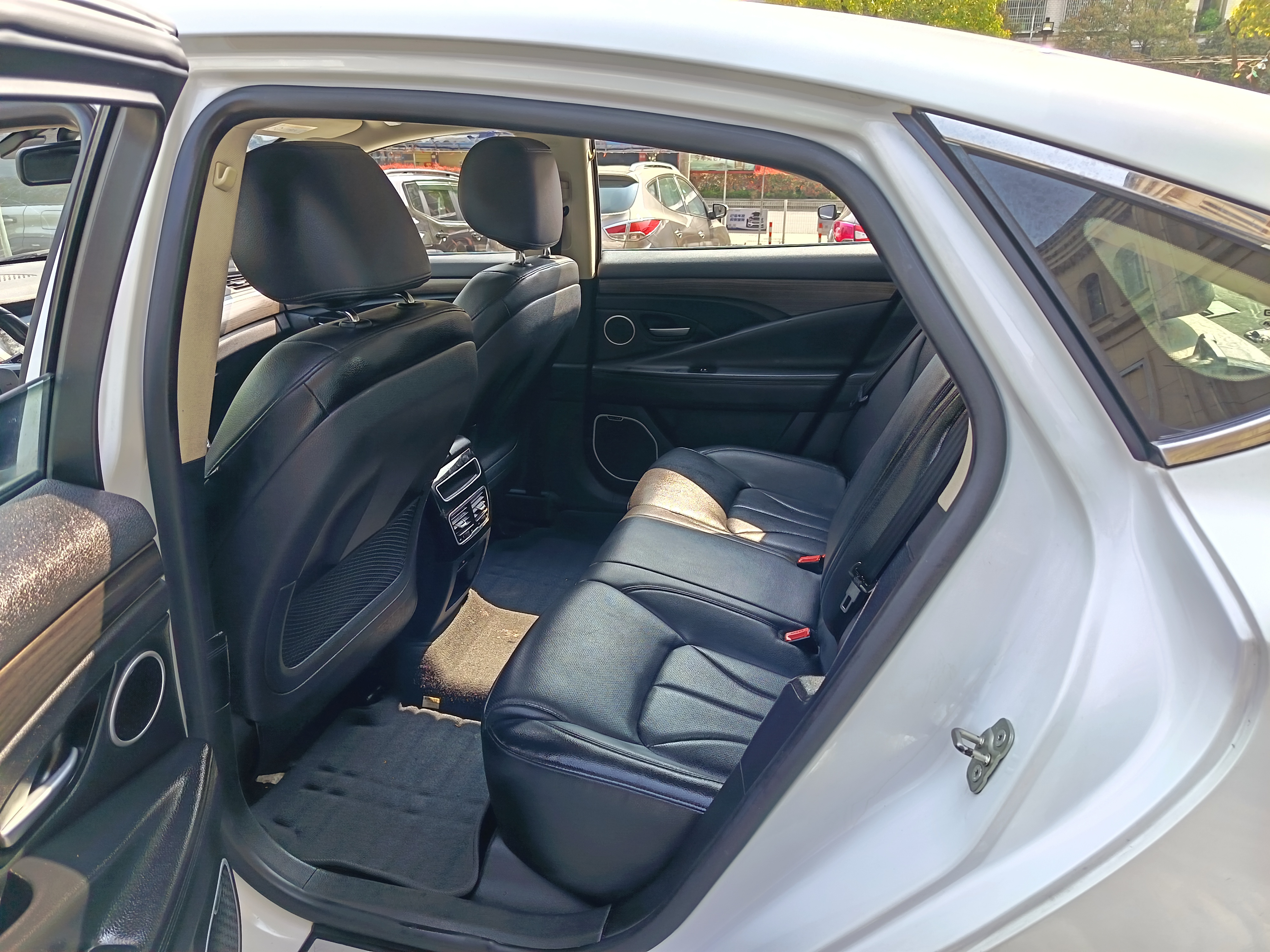 GEELY Ulion 2018 car image #8