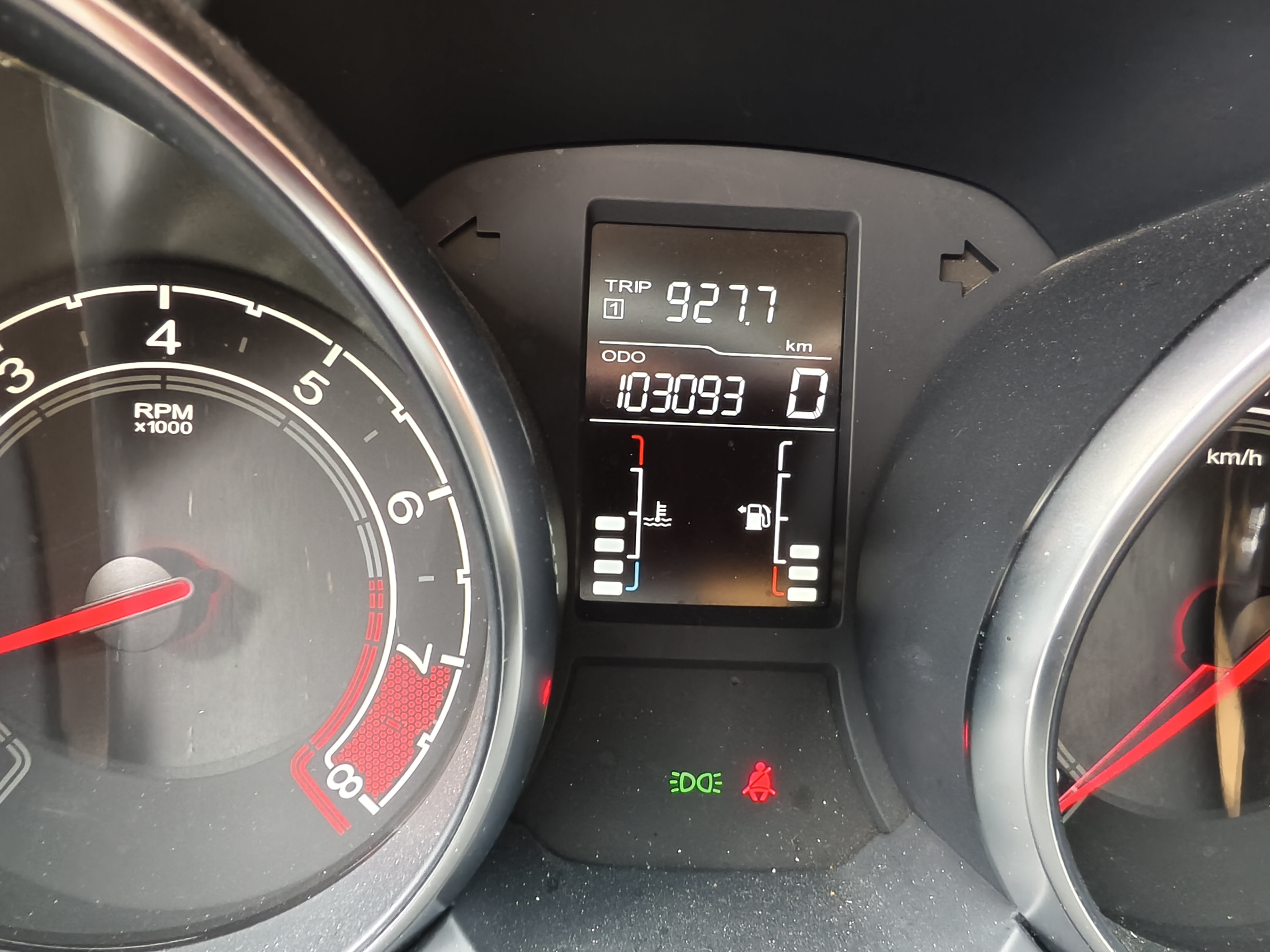 MG GT 2017 image de voiture #8