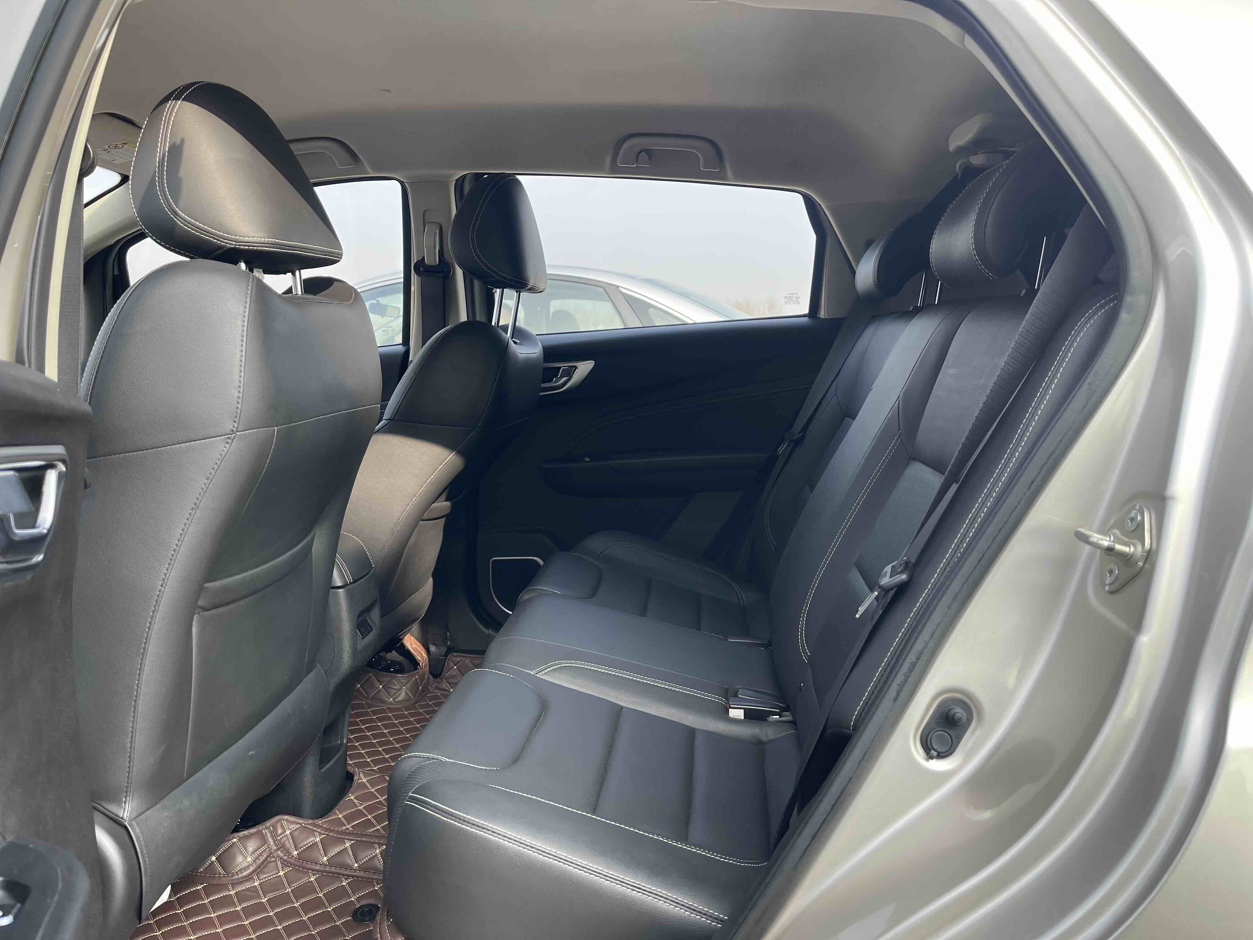 Vision X3 2019 car image #8