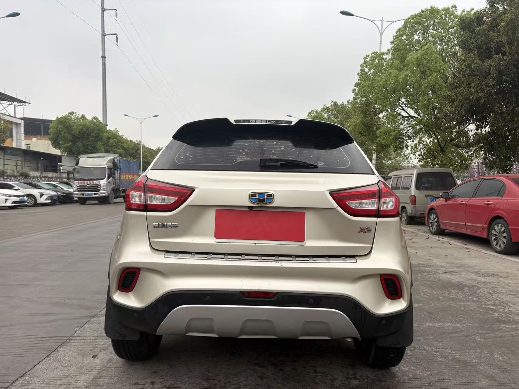 Vision X3 2019 car image #8