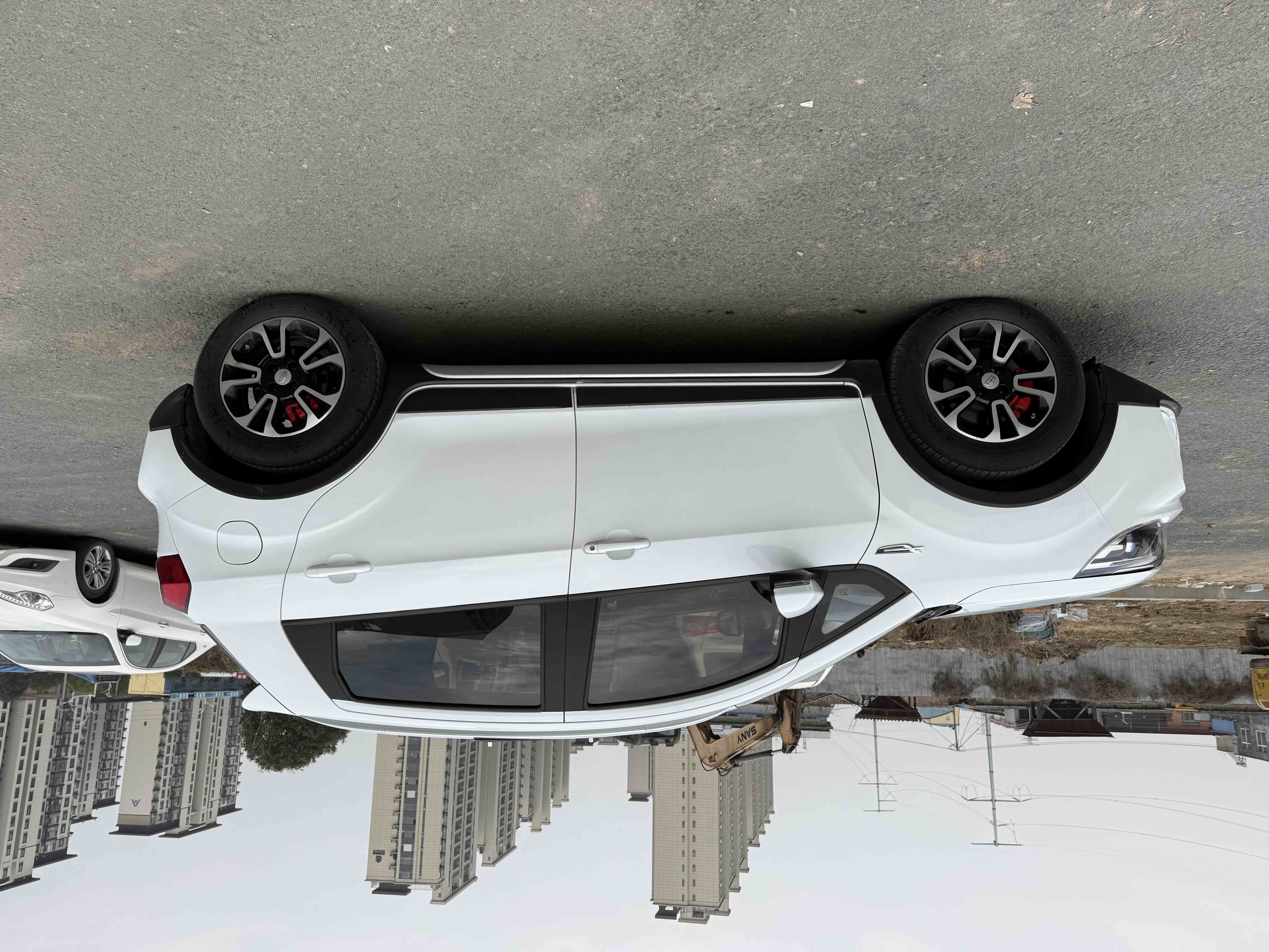 Vision X3 2019 car image #8