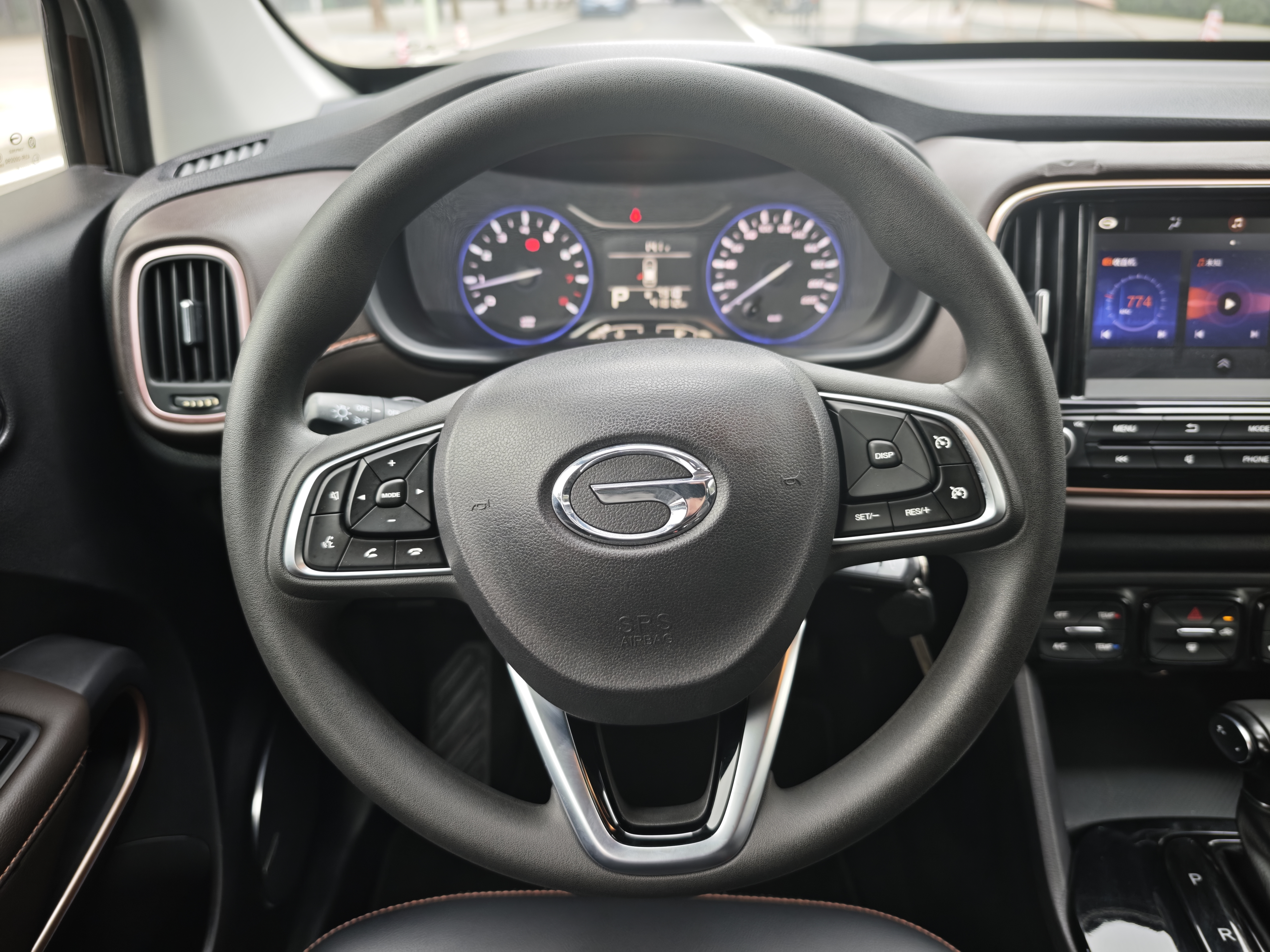GAC Trumpchi GS3 2018 #8 GAC Trumpchi GS3 2018 car image #8