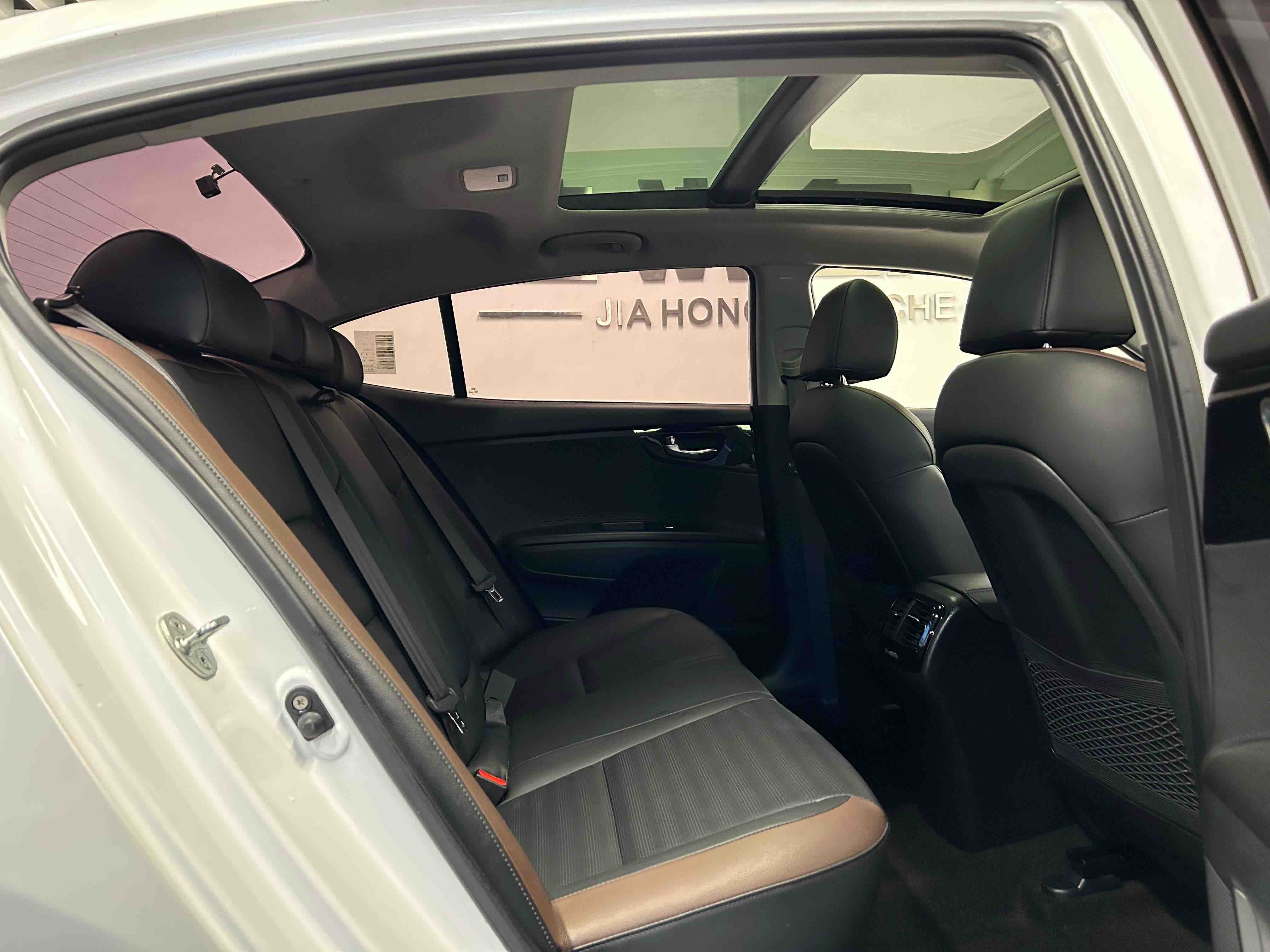 Kia K5 2019 immagine di auto #8