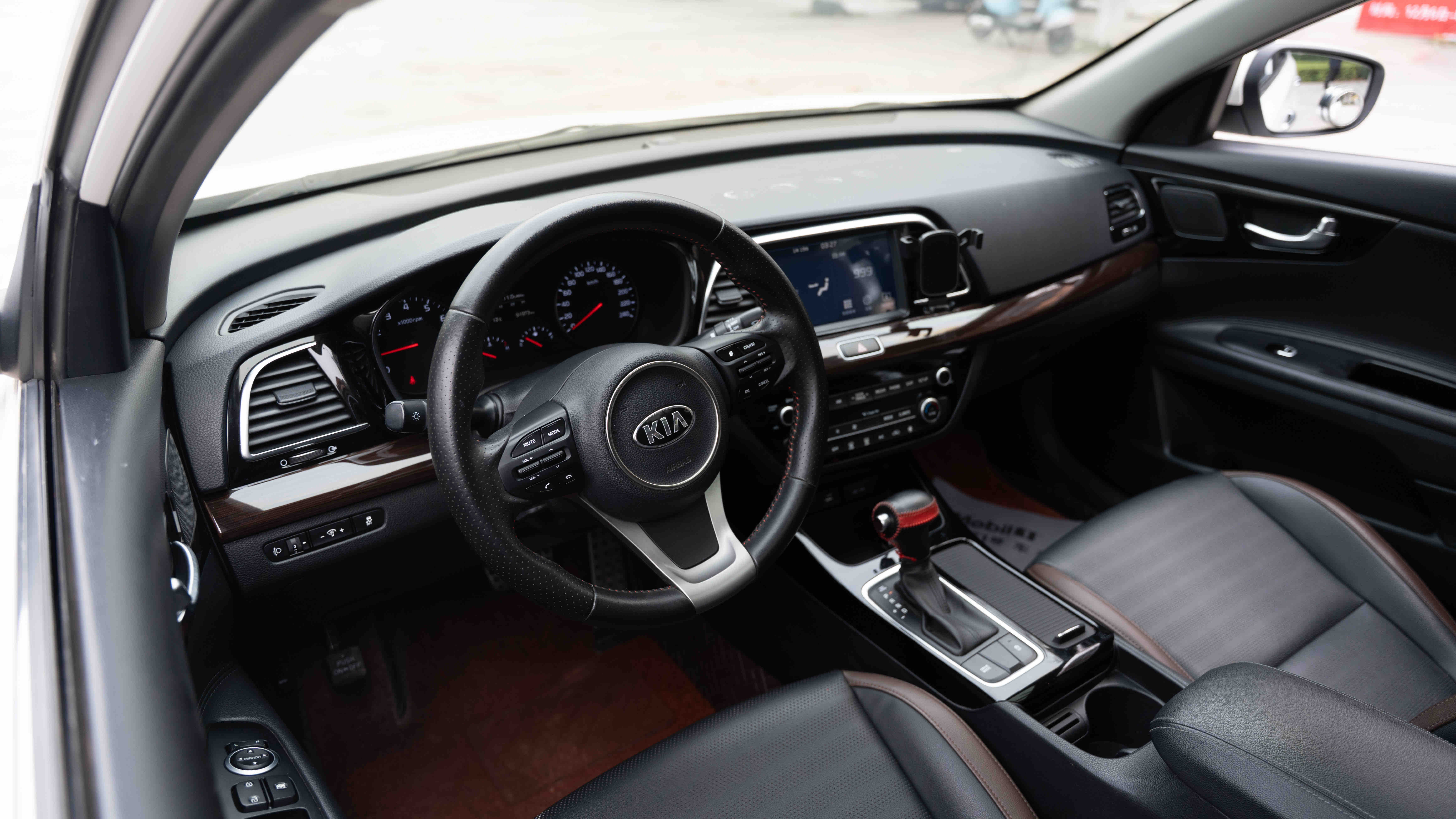 Kia K5 2019 immagine di auto #8