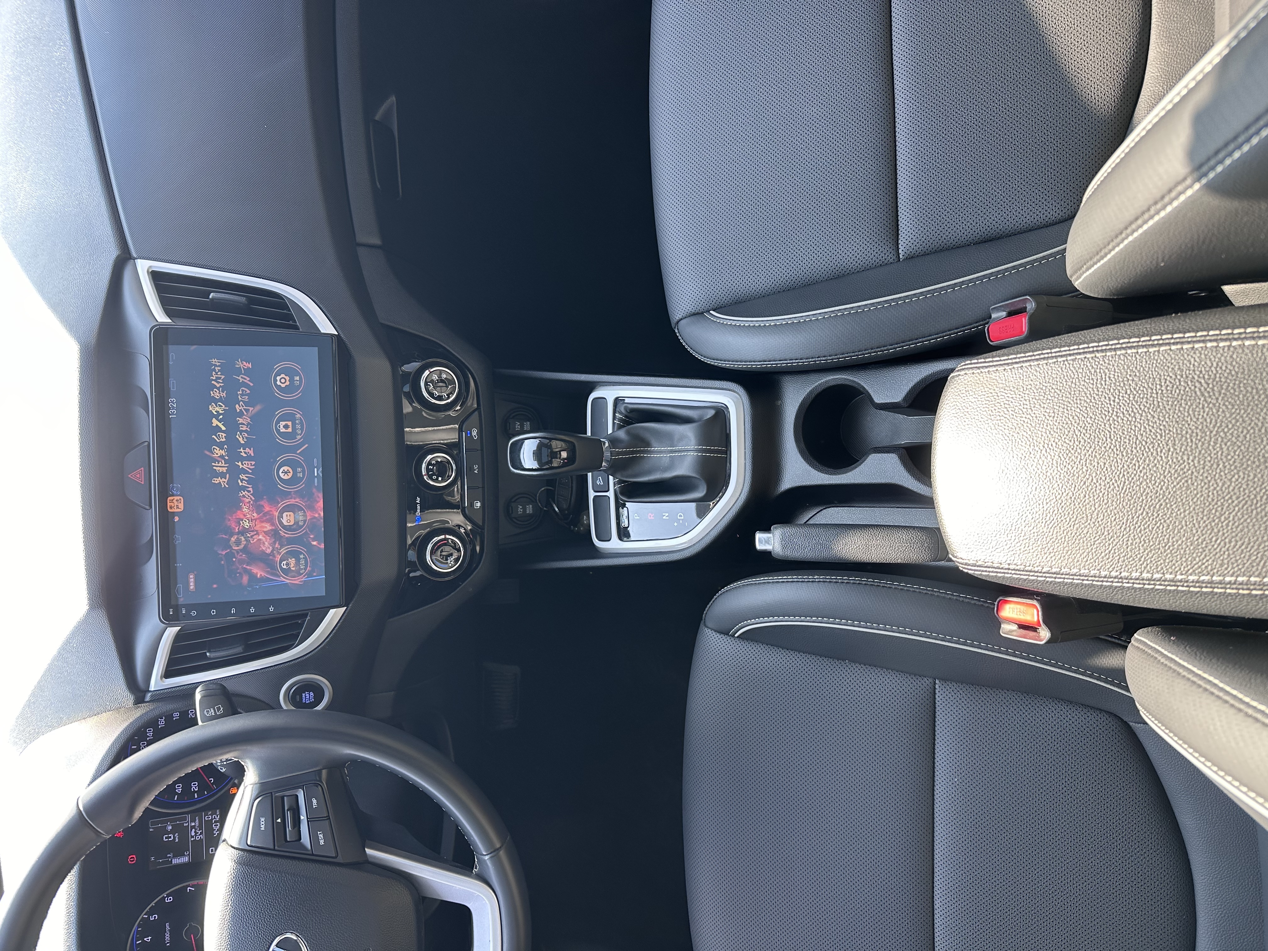 Hyundai ix25 2019 car image #8