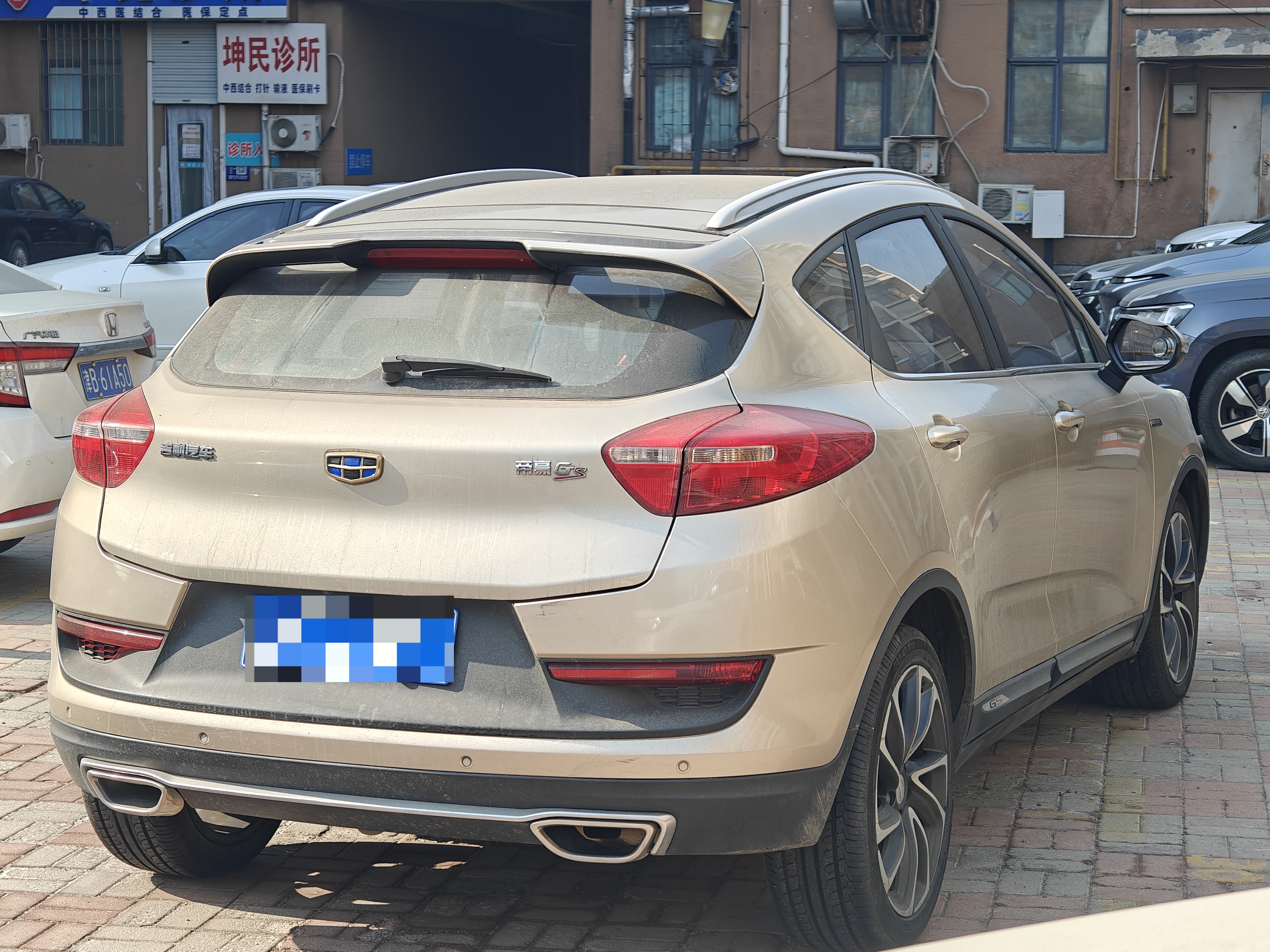 GEELY Emgrand GS 2018 car image #8